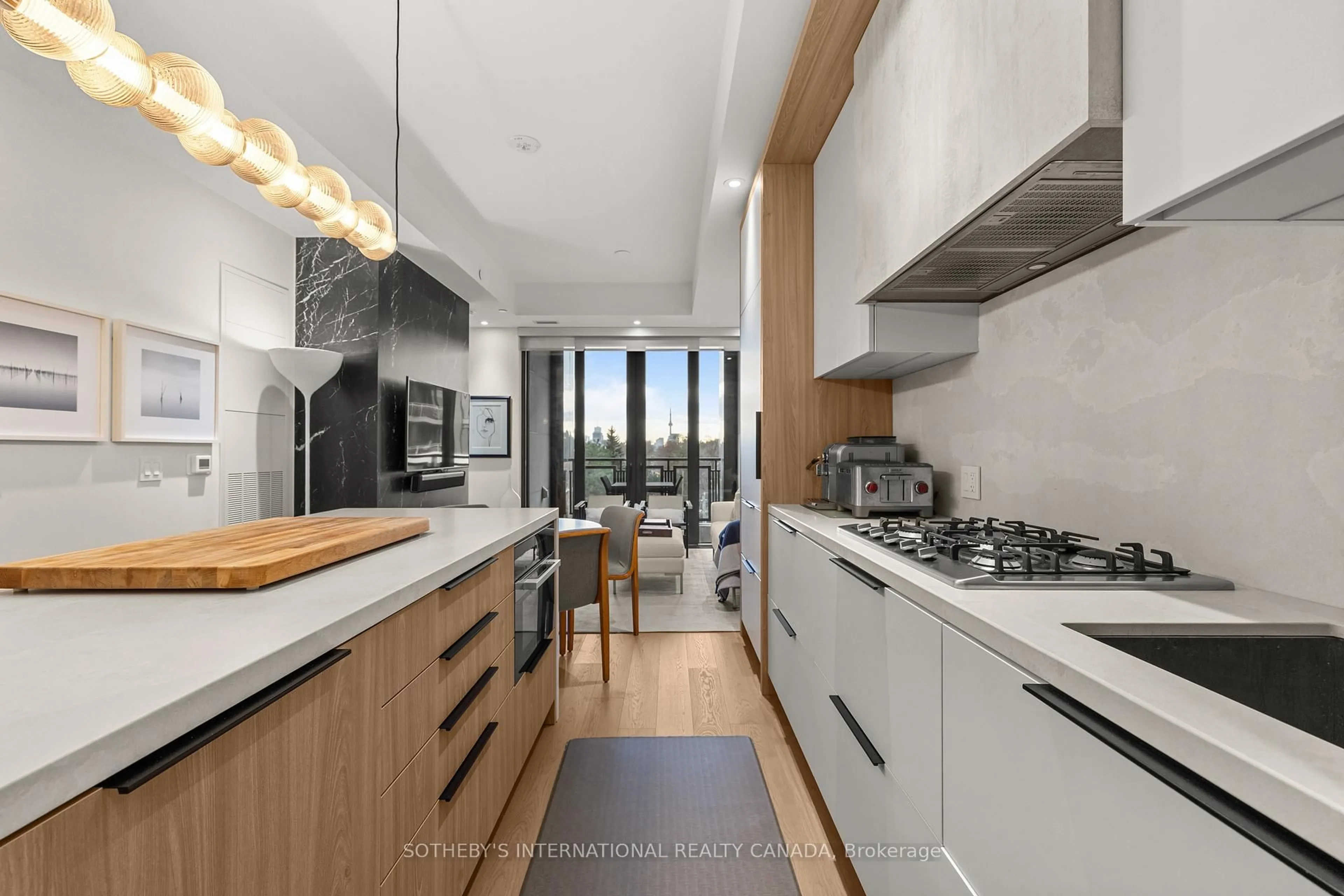 Unknown for 2 Forest Hill Rd #510, Toronto Ontario M4V 2L3