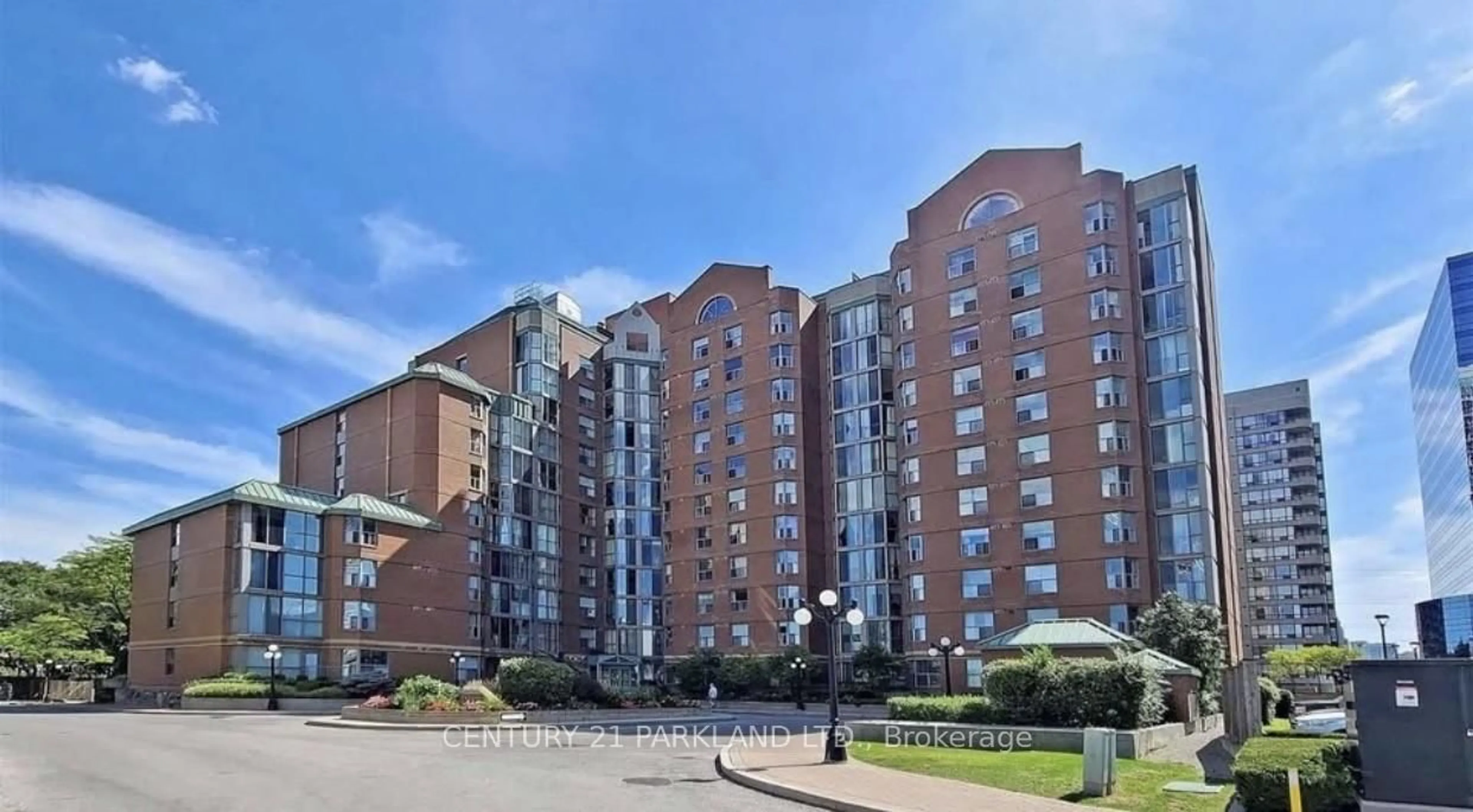 Patio, building for 5795 Yonge St #605, Toronto Ontario M2M 4J3