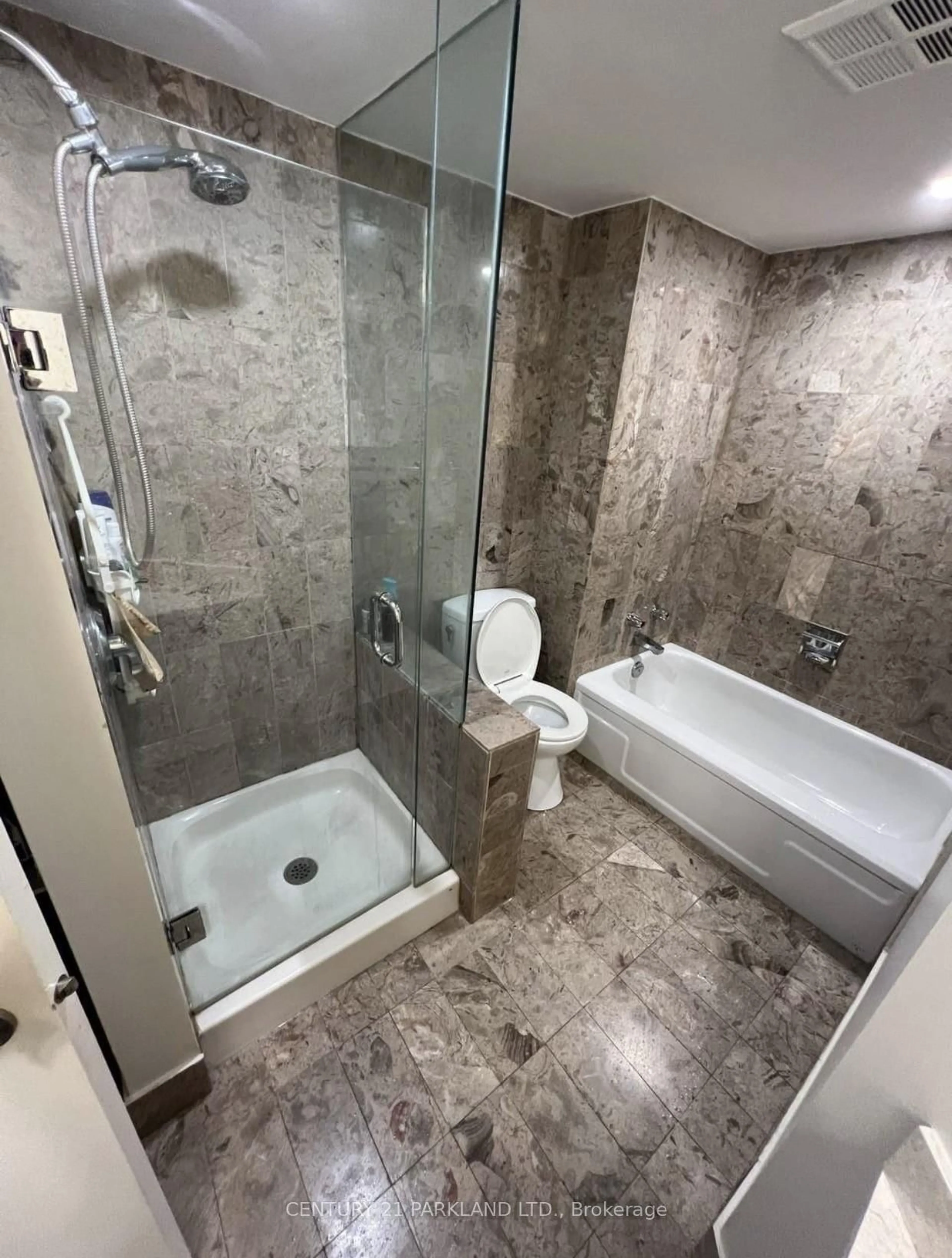 Contemporary bathroom, ceramic/tile floor for 5795 Yonge St #605, Toronto Ontario M2M 4J3