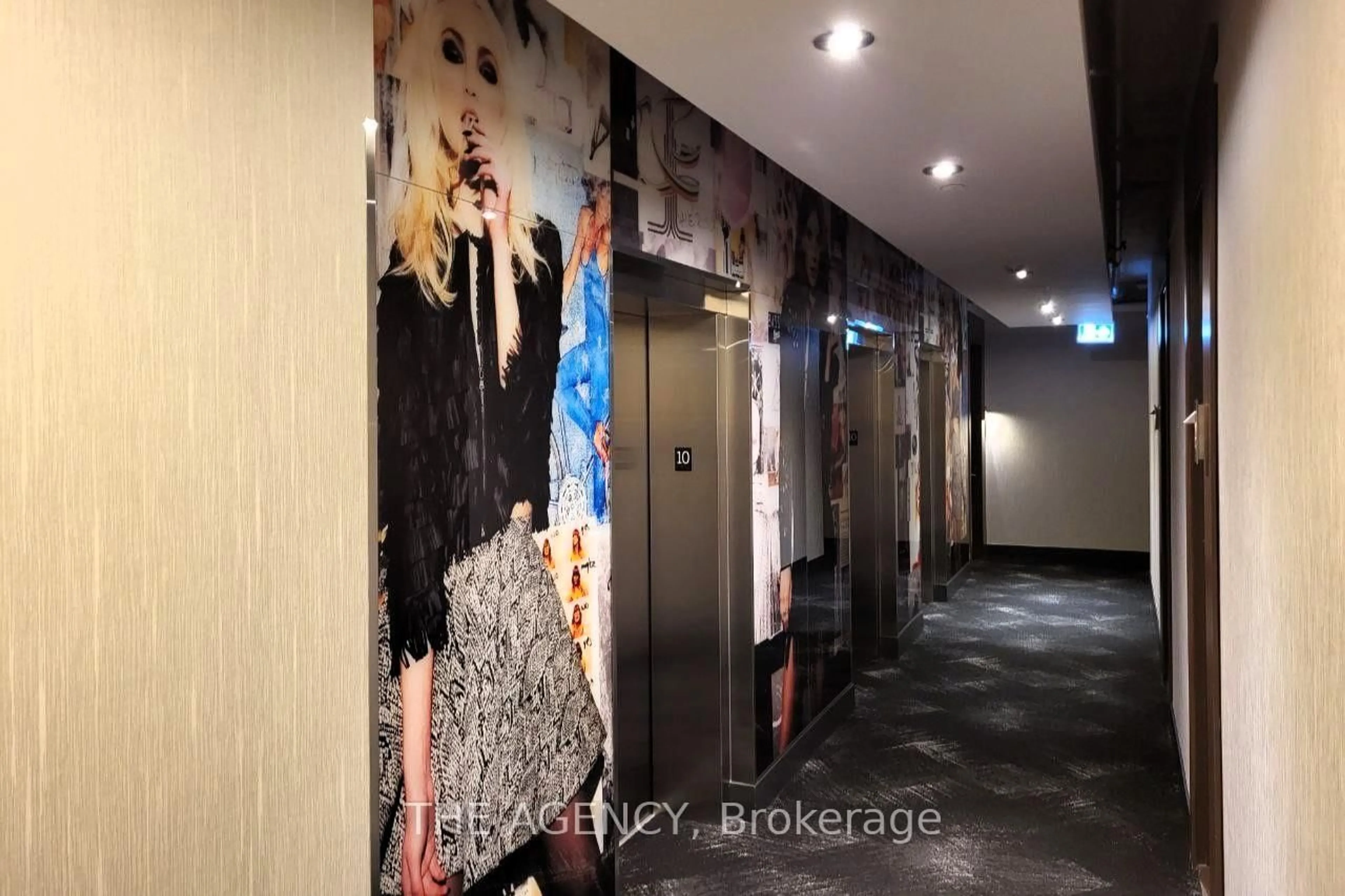 Unknown for 560 King St #1011, Toronto Ontario M5V 0L6