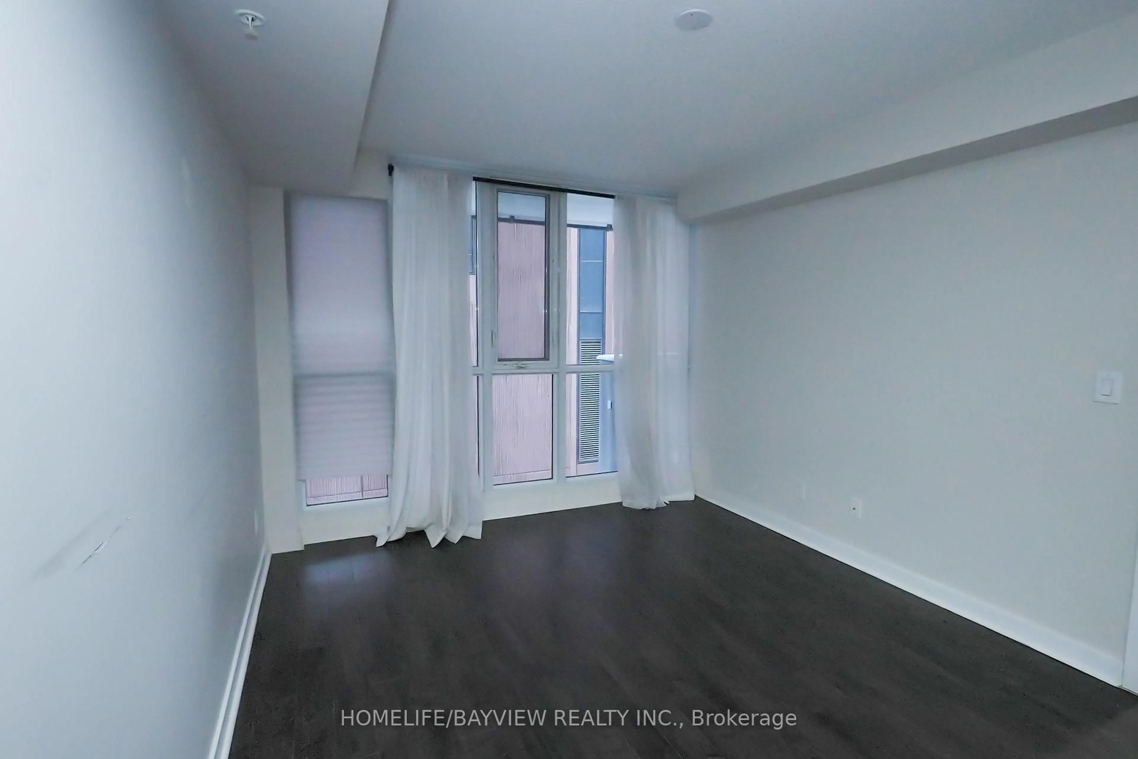 A pic of a room for 295 Adelaide St #316, Toronto Ontario M5V 1P7
