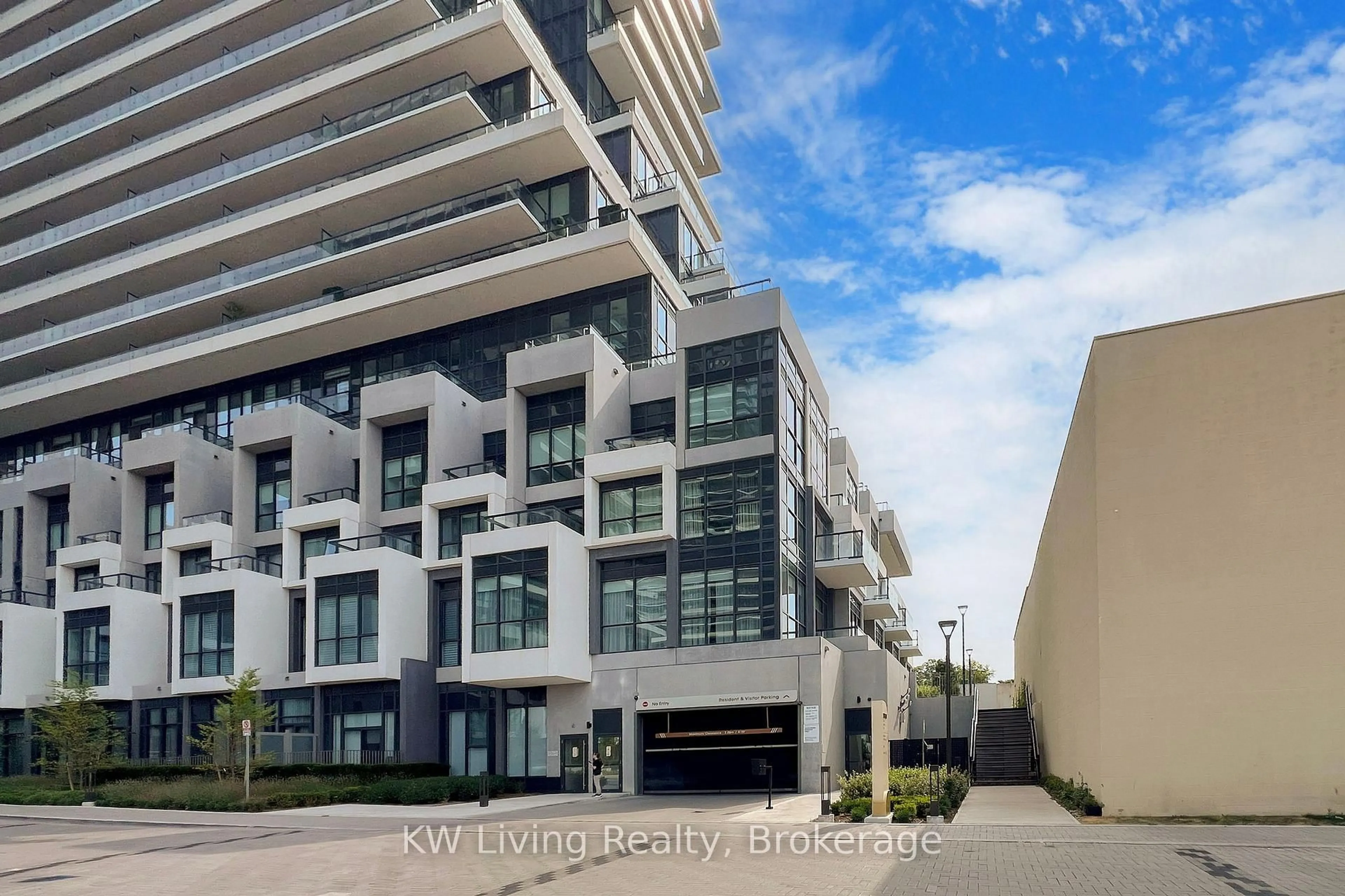 Unknown for 30 Inn on the Park Dr #1608, Toronto Ontario M3C 0P8