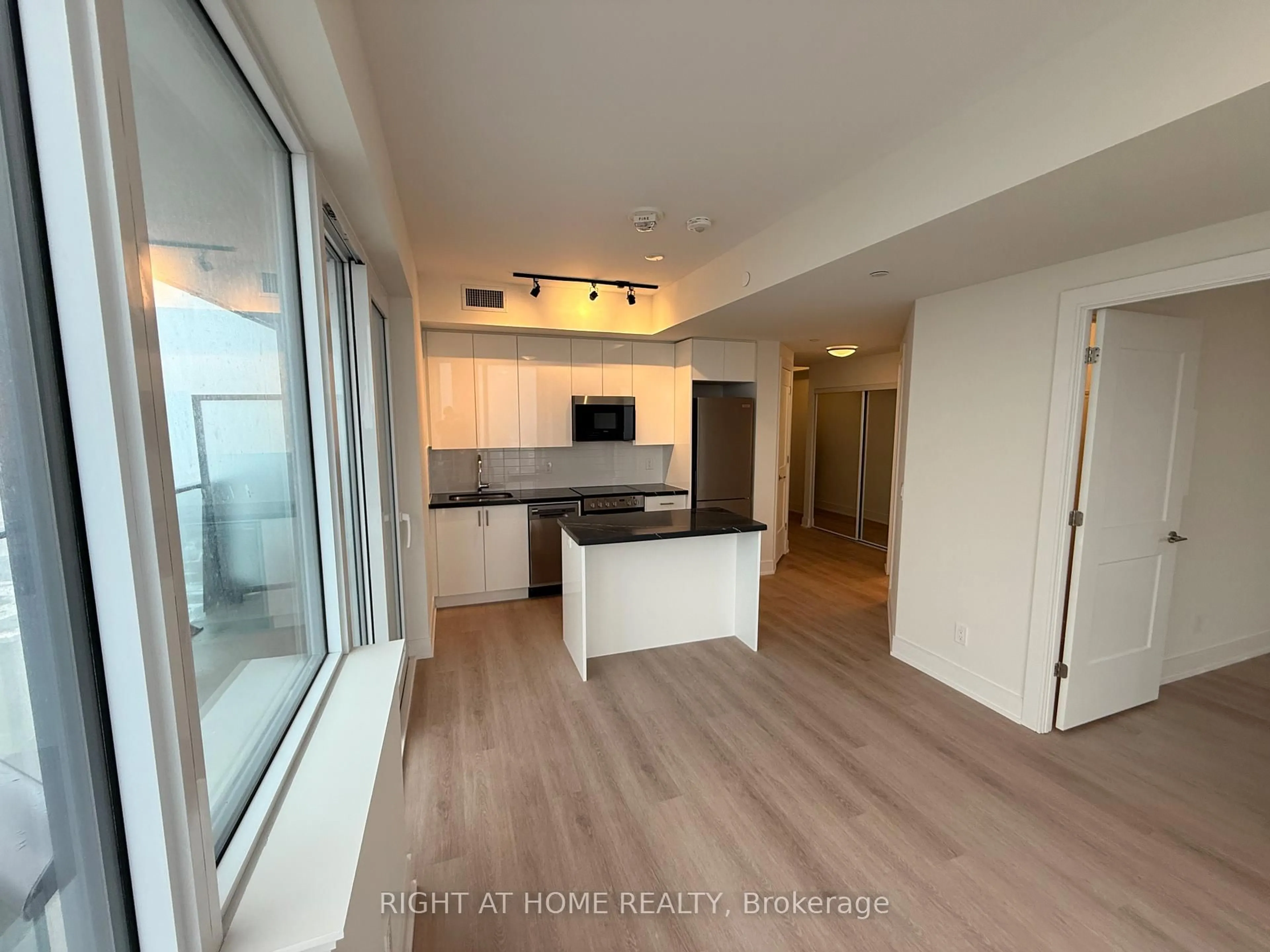 Open concept kitchen, unknown for 15 Ellerslie Ave #2202, Toronto Ontario M2N 0L7