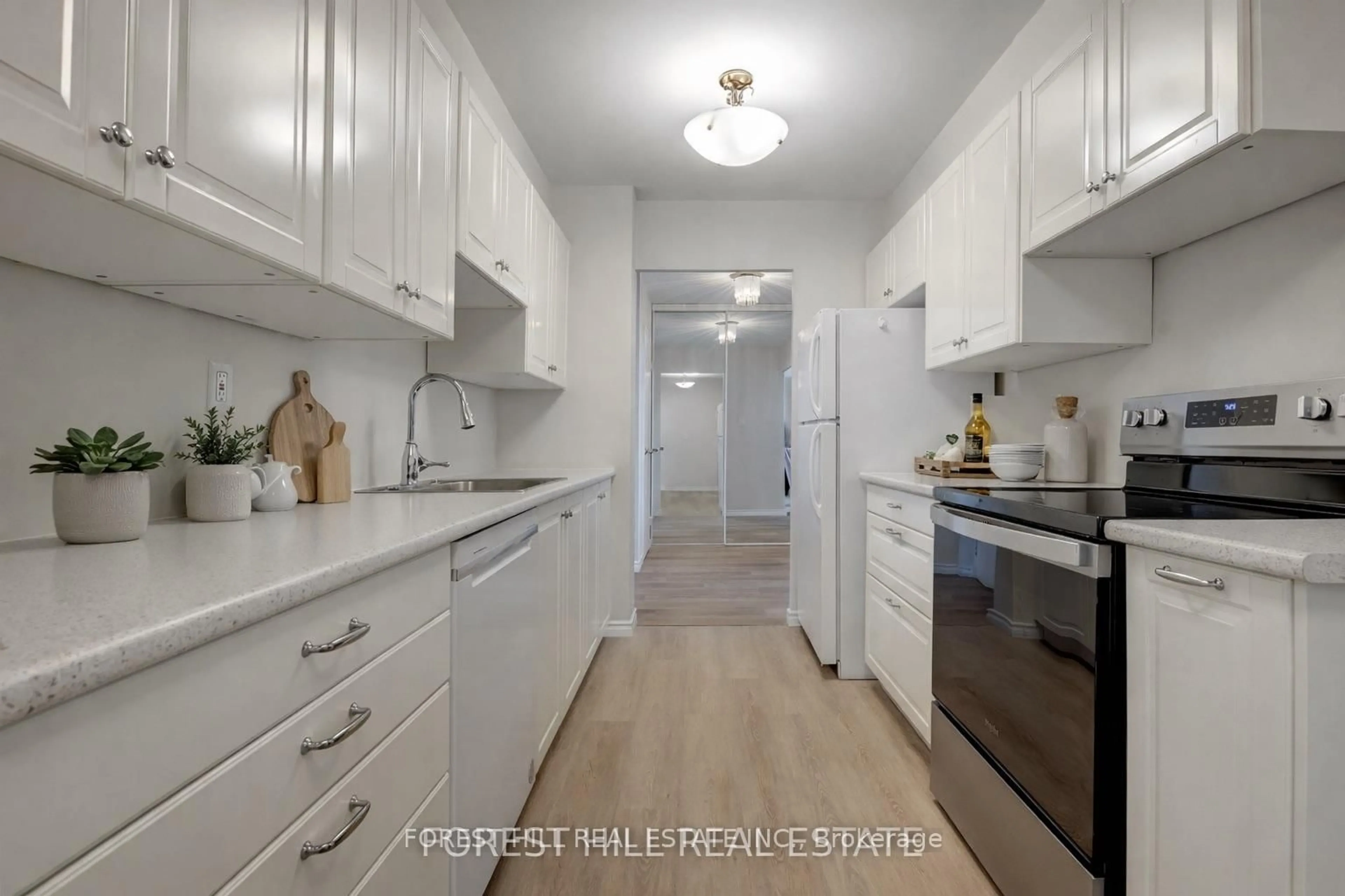 Unknown for 100 Canyon Ave #606, Toronto Ontario M3H 5T9