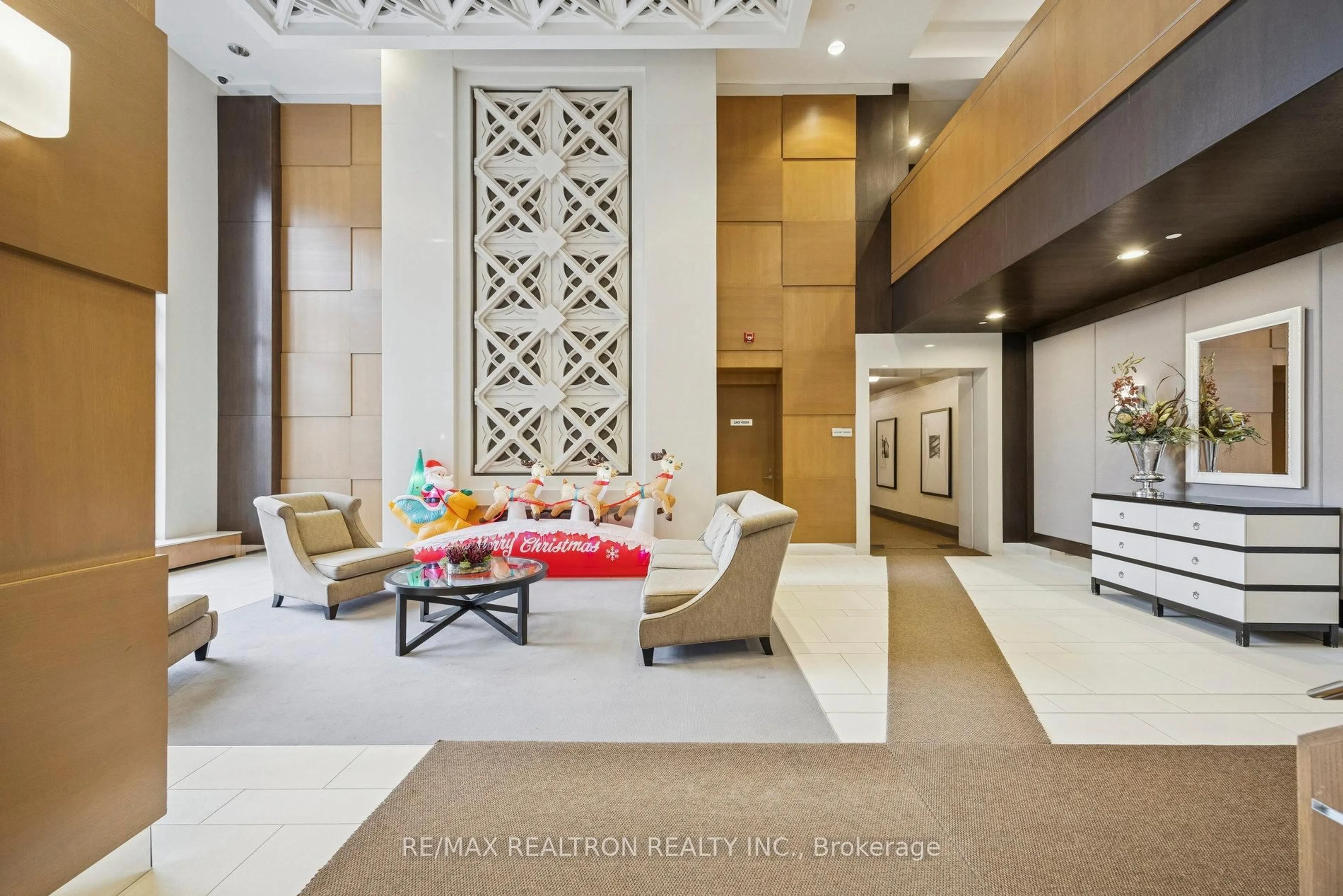 Lobby for 100 Harrison Garden Blvd #323, Toronto Ontario M2N 0C2