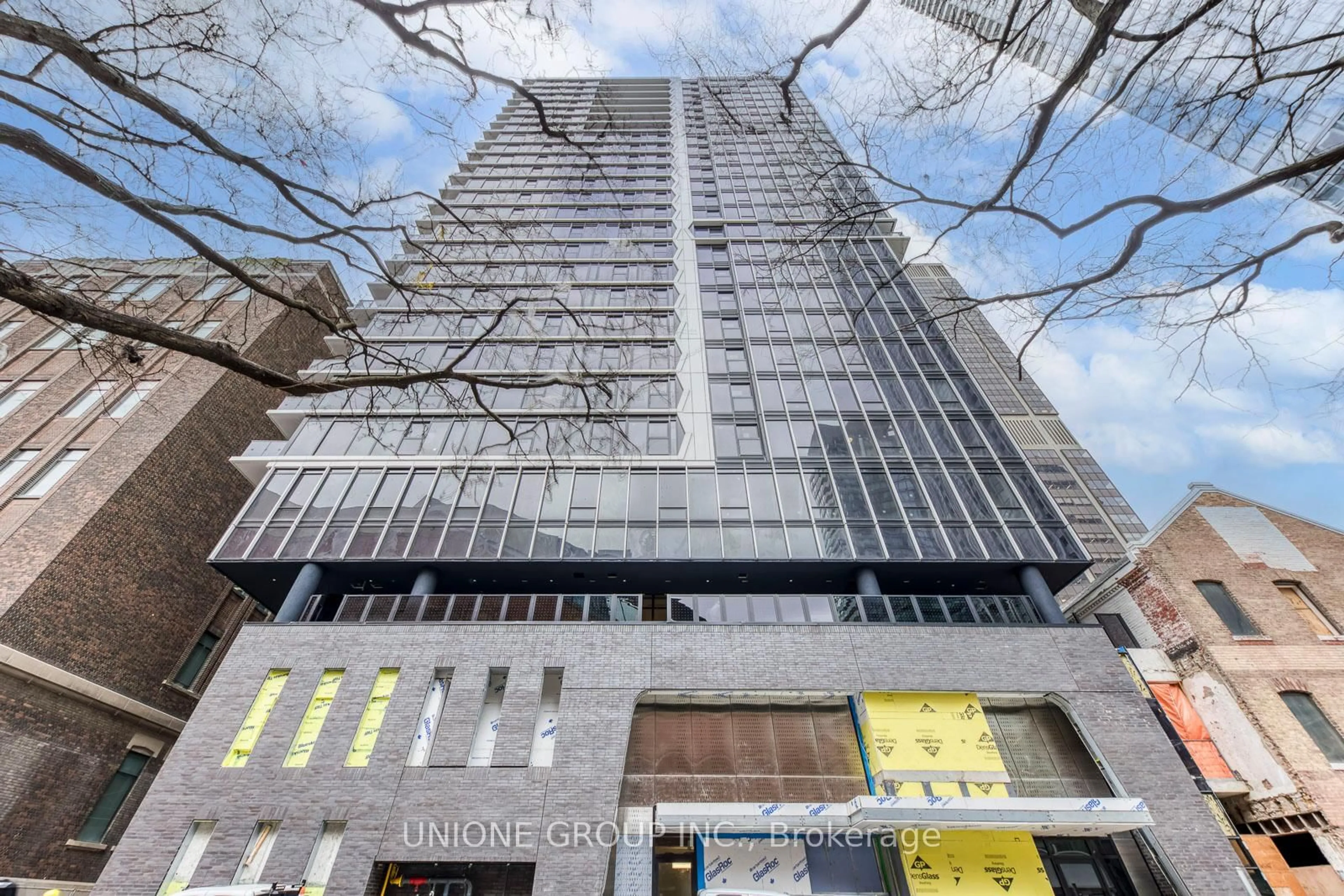 Unknown for 771 Yonge St #2002, Toronto Ontario M4W 0B8