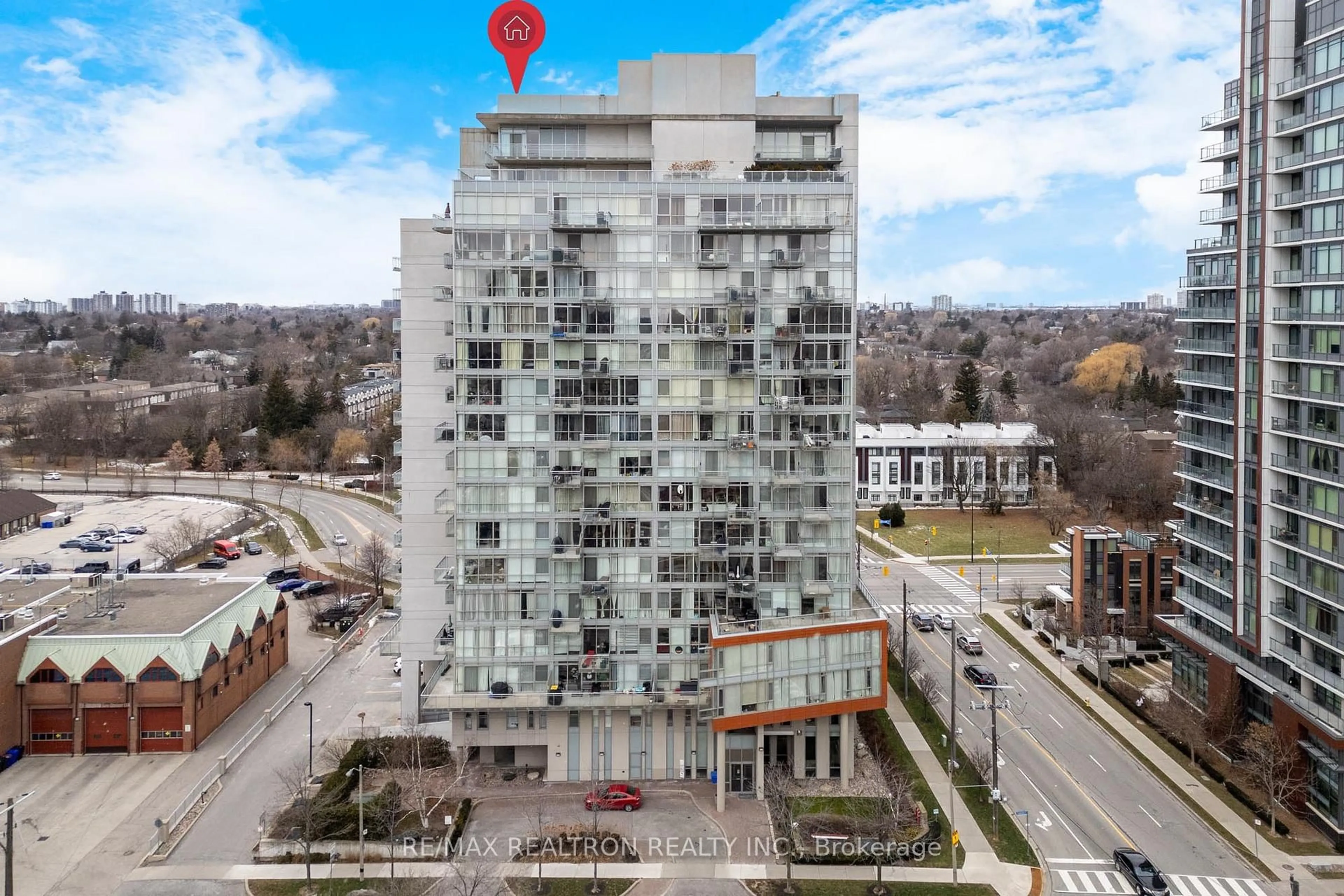 A pic from outside/outdoor area/front of a property/back of a property/a pic from drone, building for 30 Canterbury Pl #1807, Toronto Ontario M2N 0B9