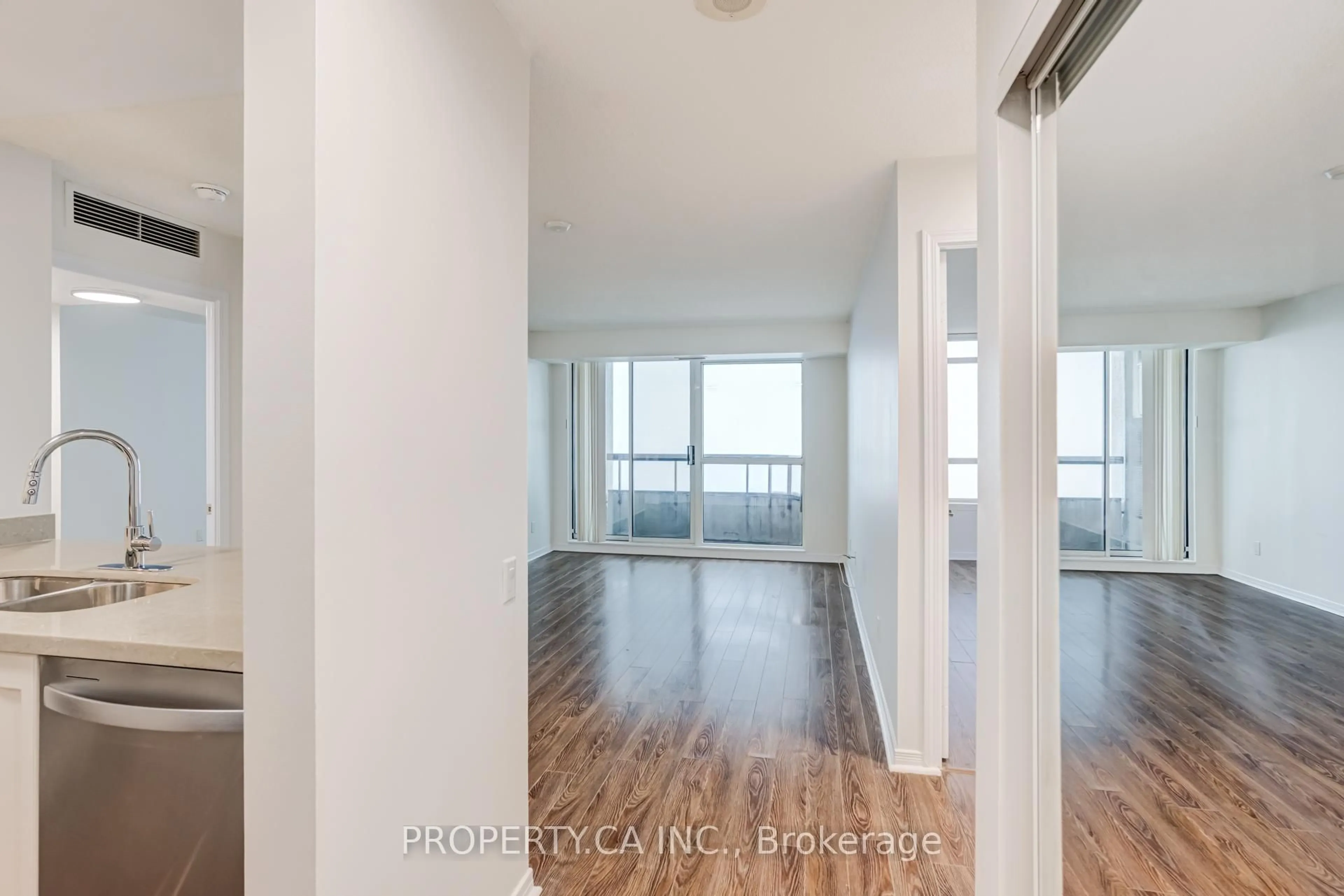 Unknown for 8 Hillcrest Ave #2309, Toronto Ontario M2N 6Y6