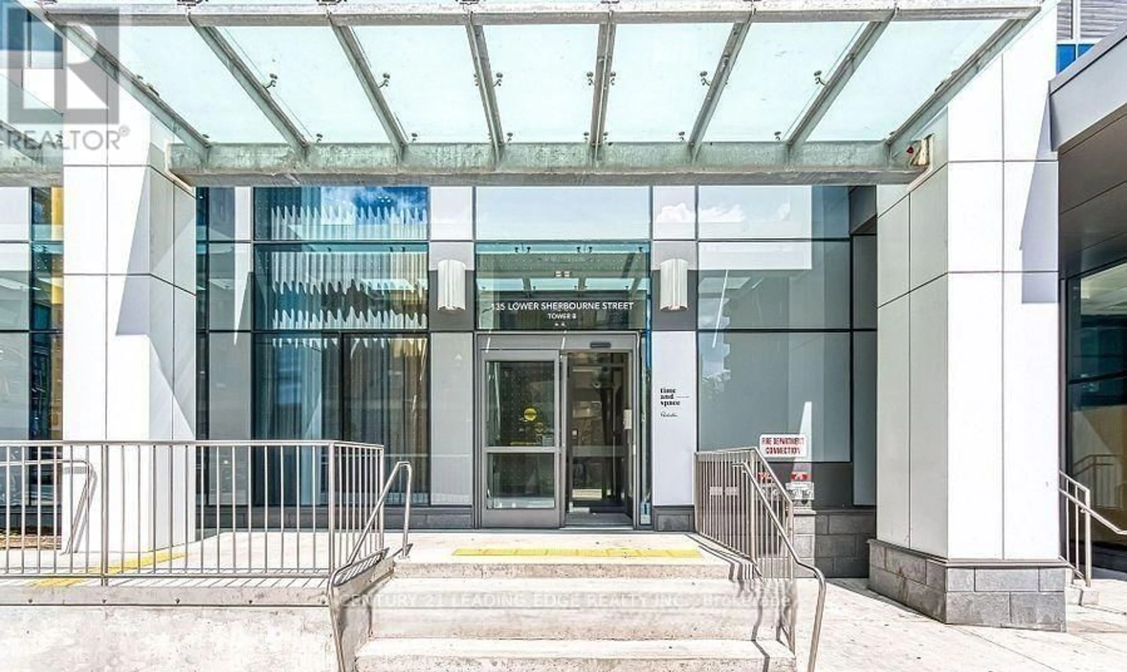 Indoor foyer for 135 Lower Sherbourne St #2519, Toronto Ontario M5A 1Y4