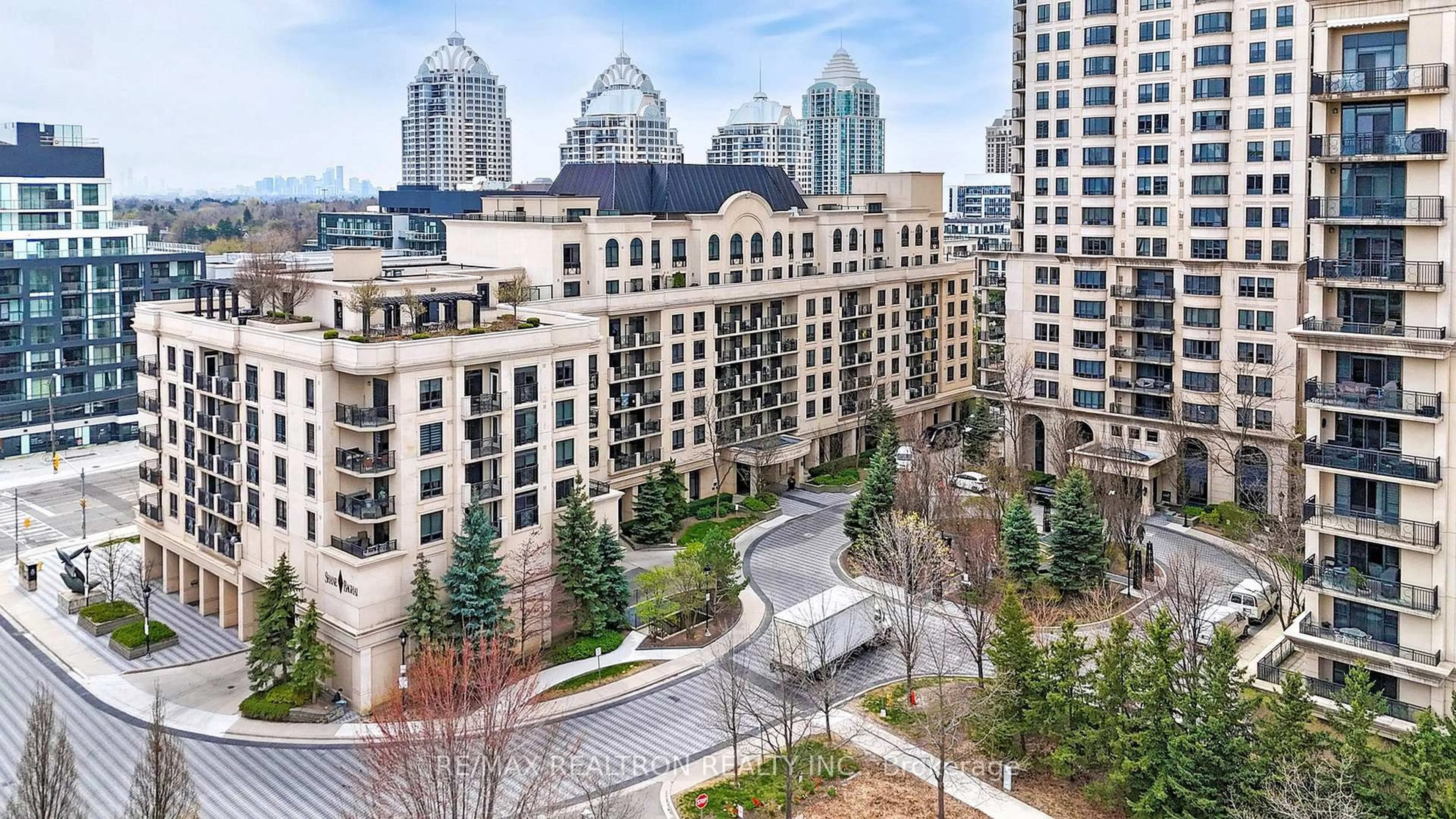 Unknown for 650 Sheppard Ave #412, Toronto Ontario M2K 3E4