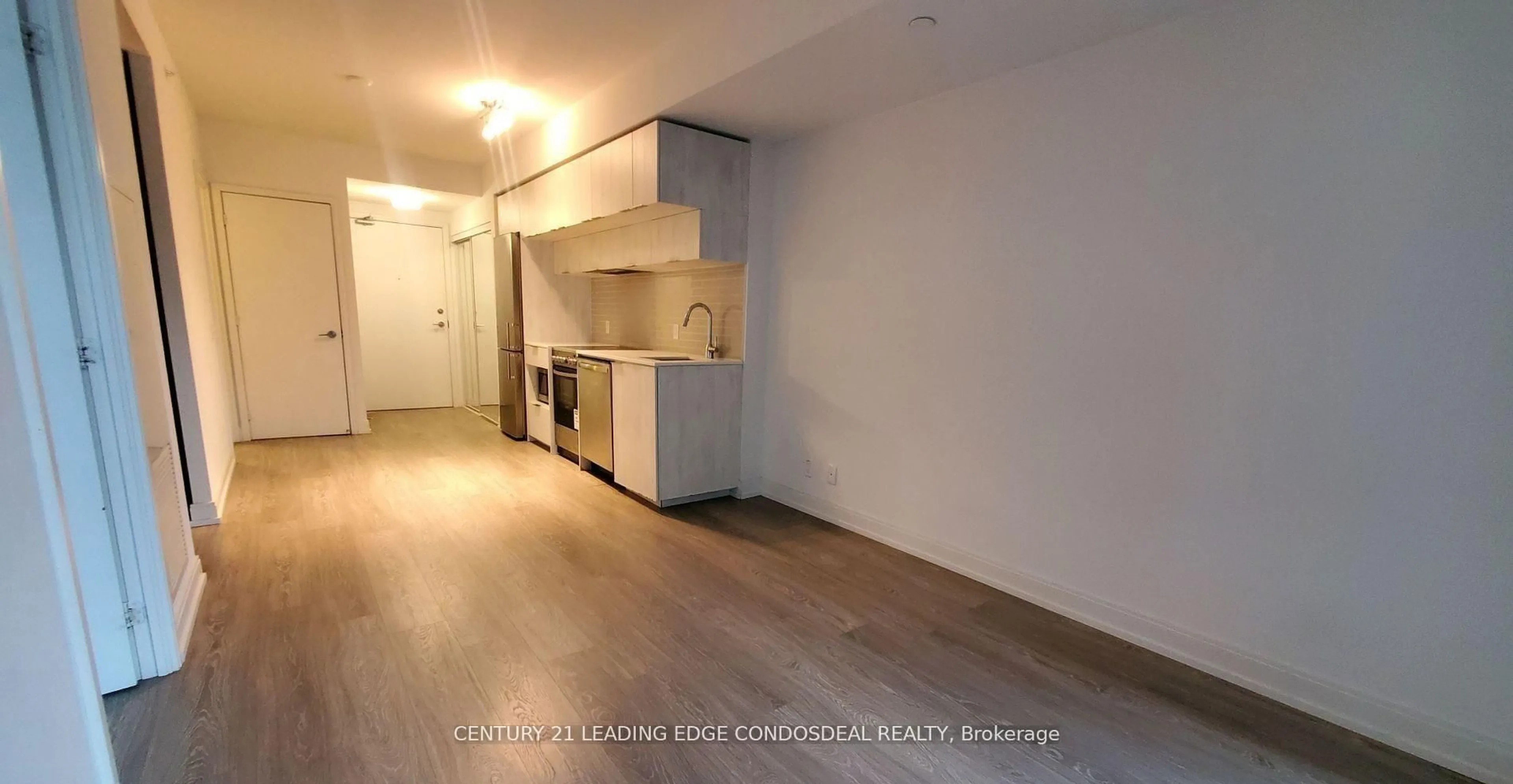 A pic of a room for 181 Dundas St #2012, Toronto Ontario M5A 0N5