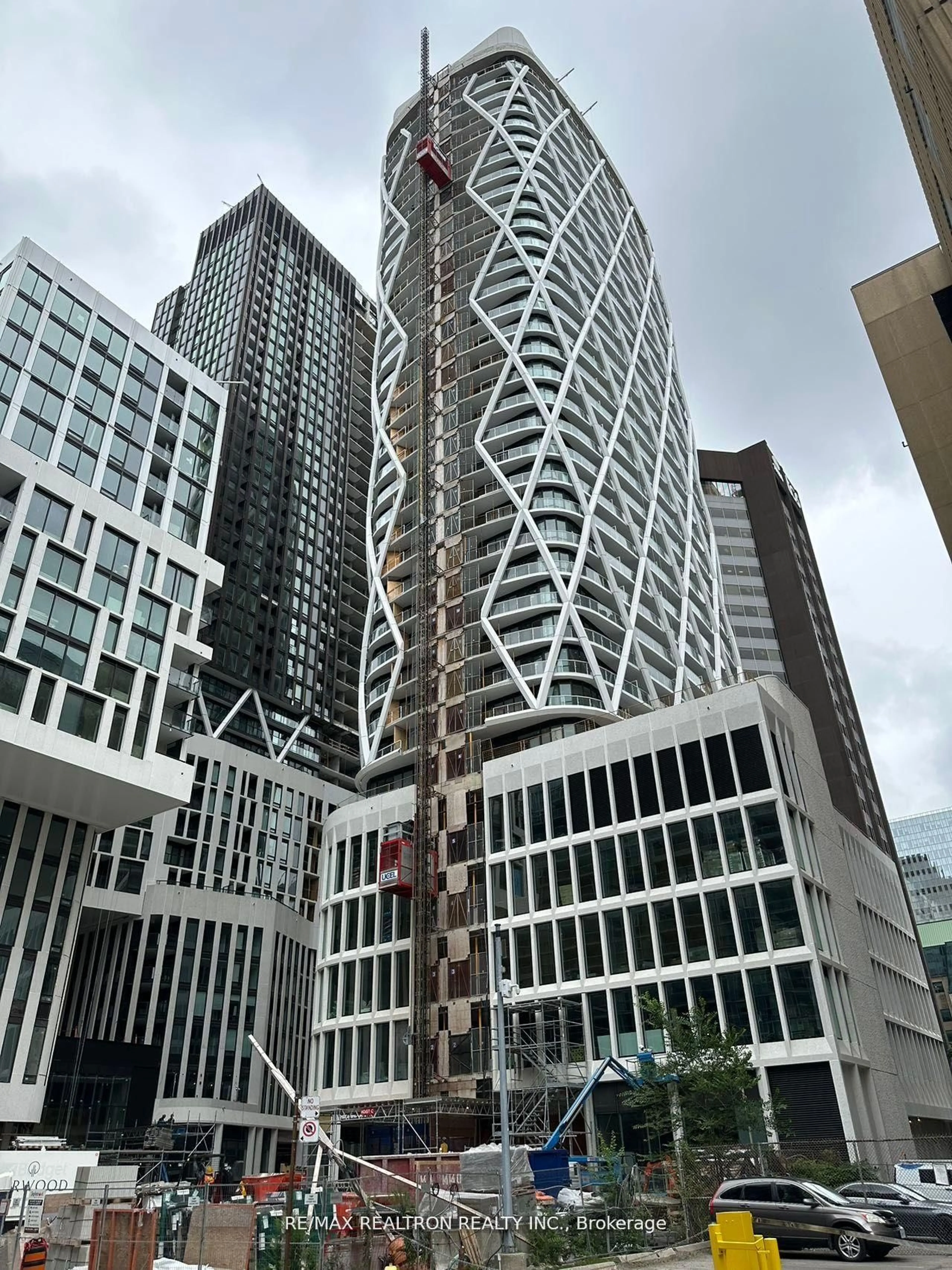 Unknown for 230 Simcoe St #926, Toronto Ontario M5T 1T4