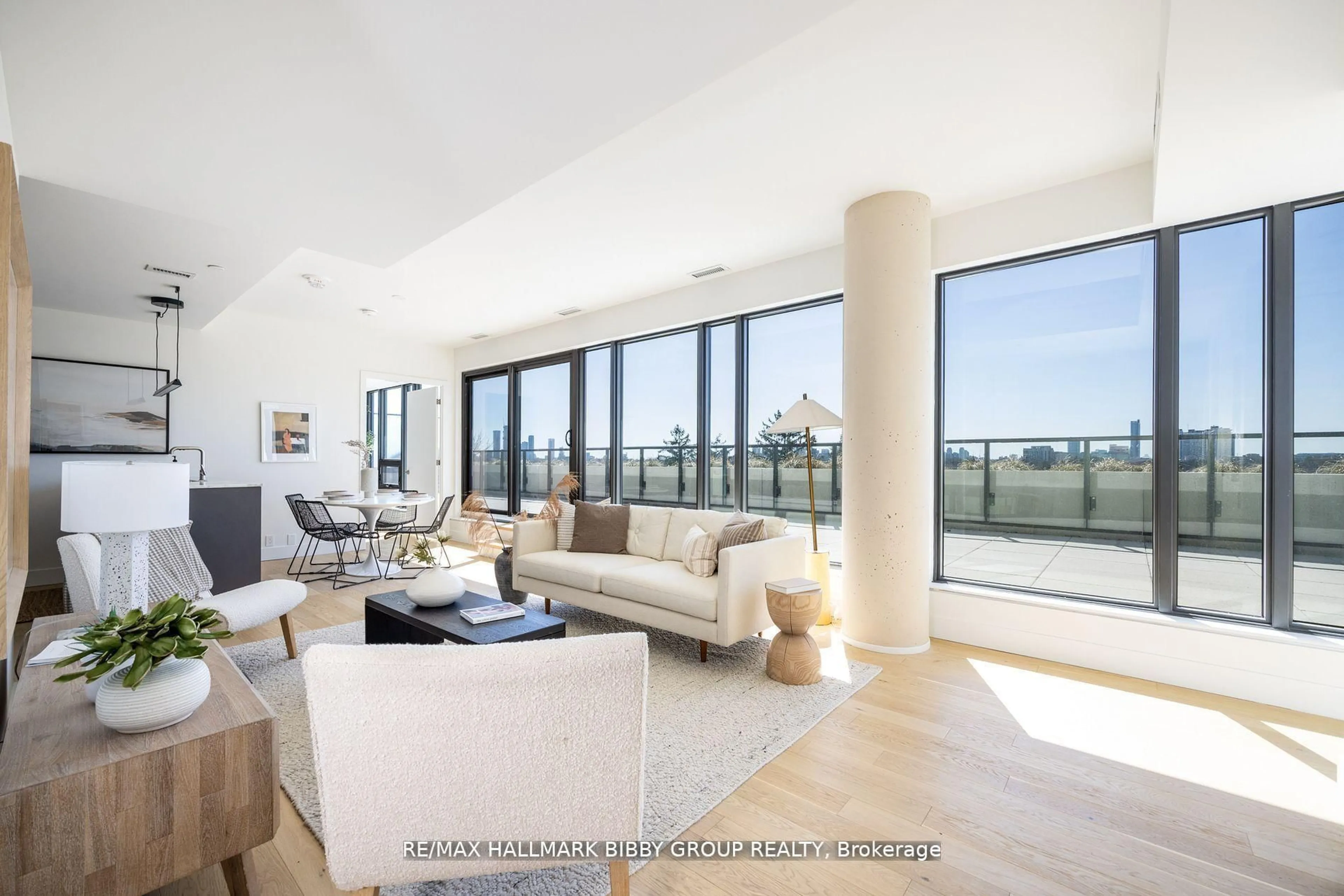 Living room with furniture, unknown for 1414 Bayview Ave #701, Toronto Ontario M4G 3A7