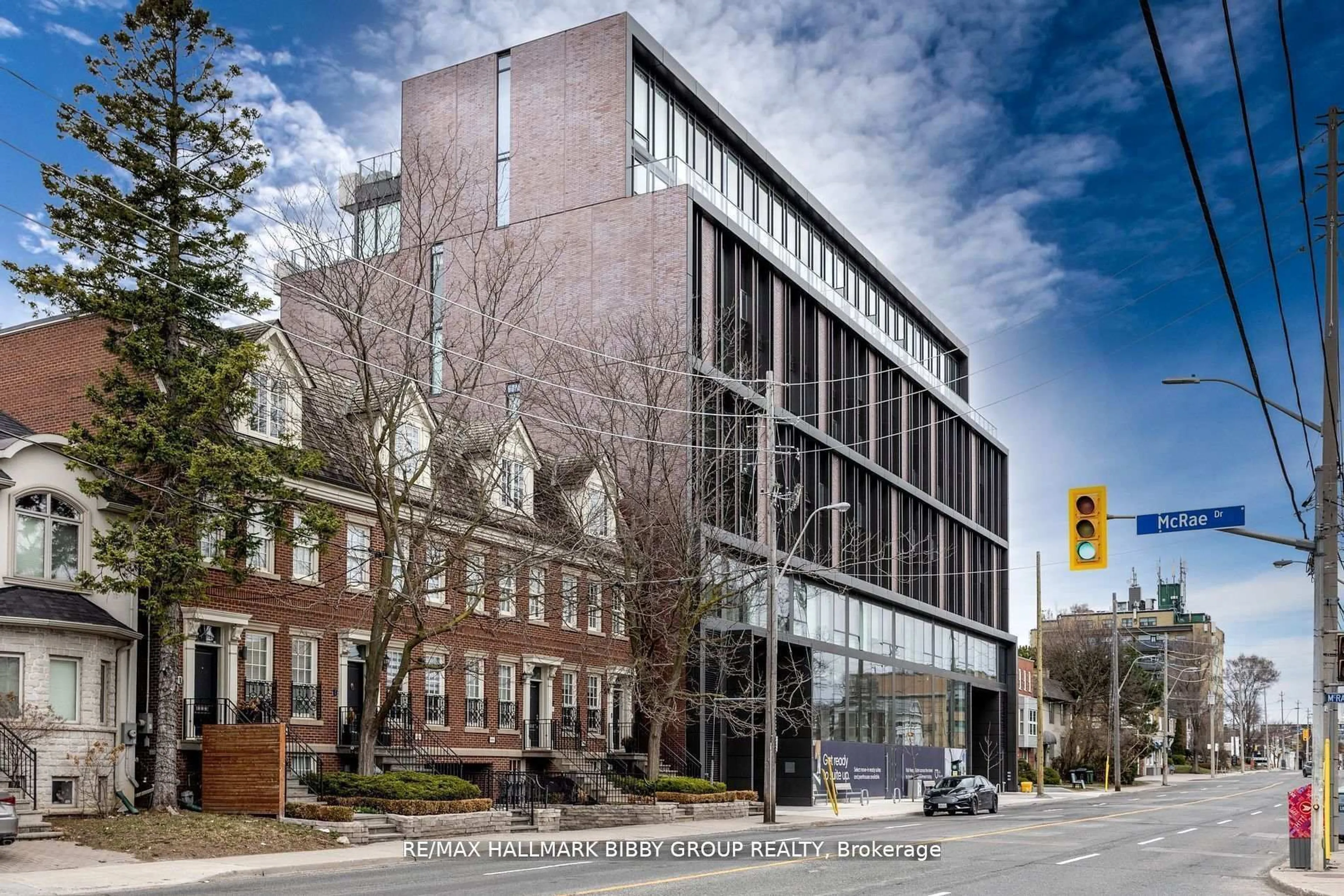 Home with brick exterior material, building for 1414 Bayview Ave #701, Toronto Ontario M4G 3A7
