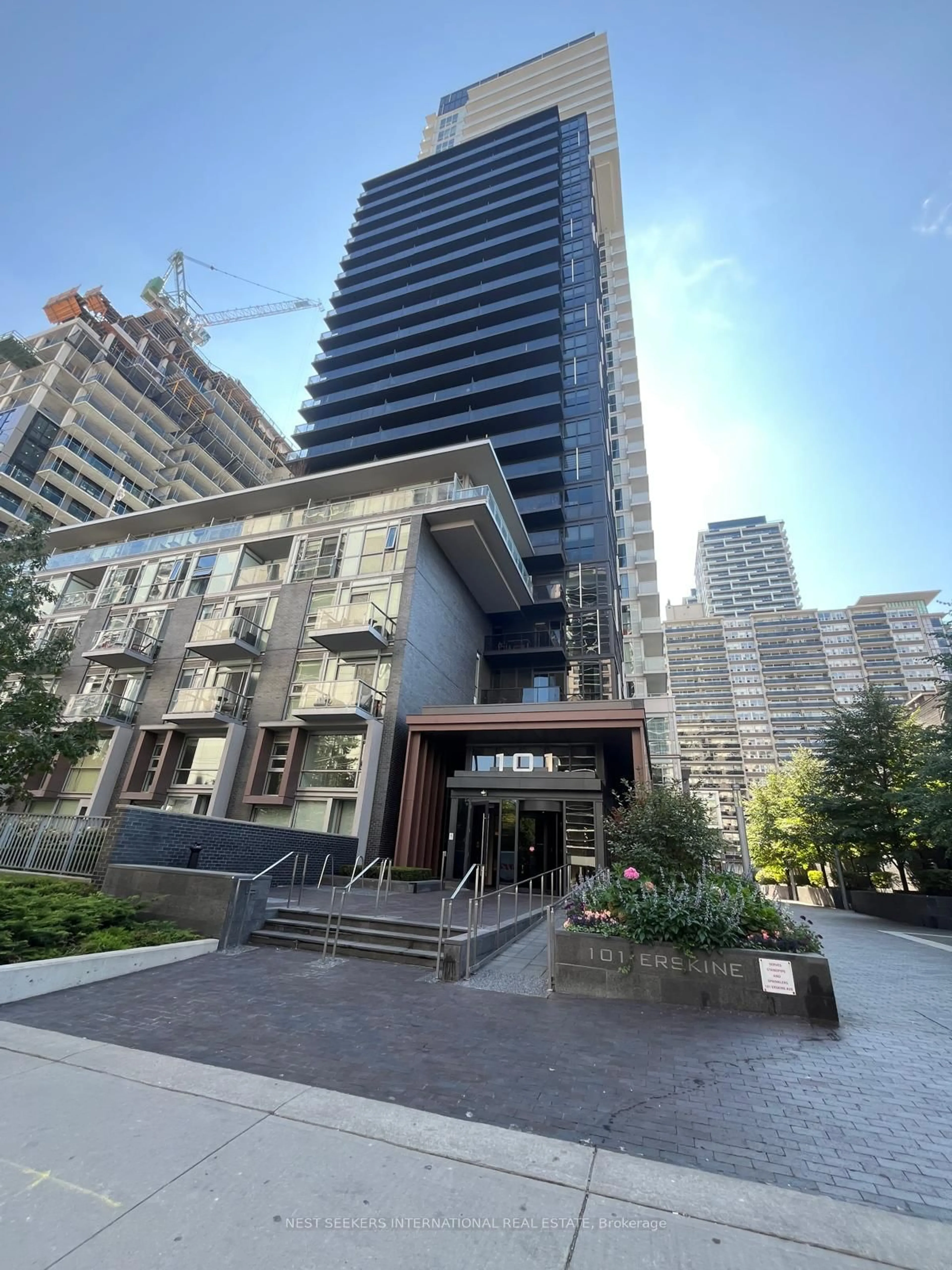 Unknown for 101 Erskine Ave #1606, Toronto Ontario M4P 1Y5