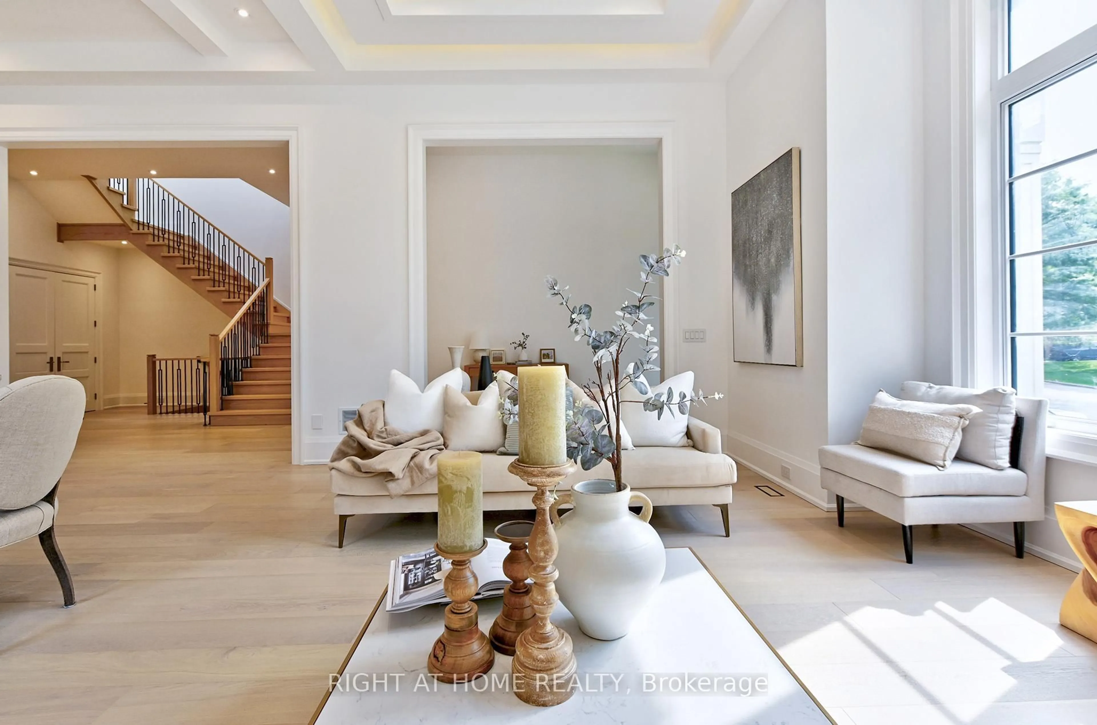 Unknown for 27 Hurlingham Cres, Toronto Ontario M3B 2P9