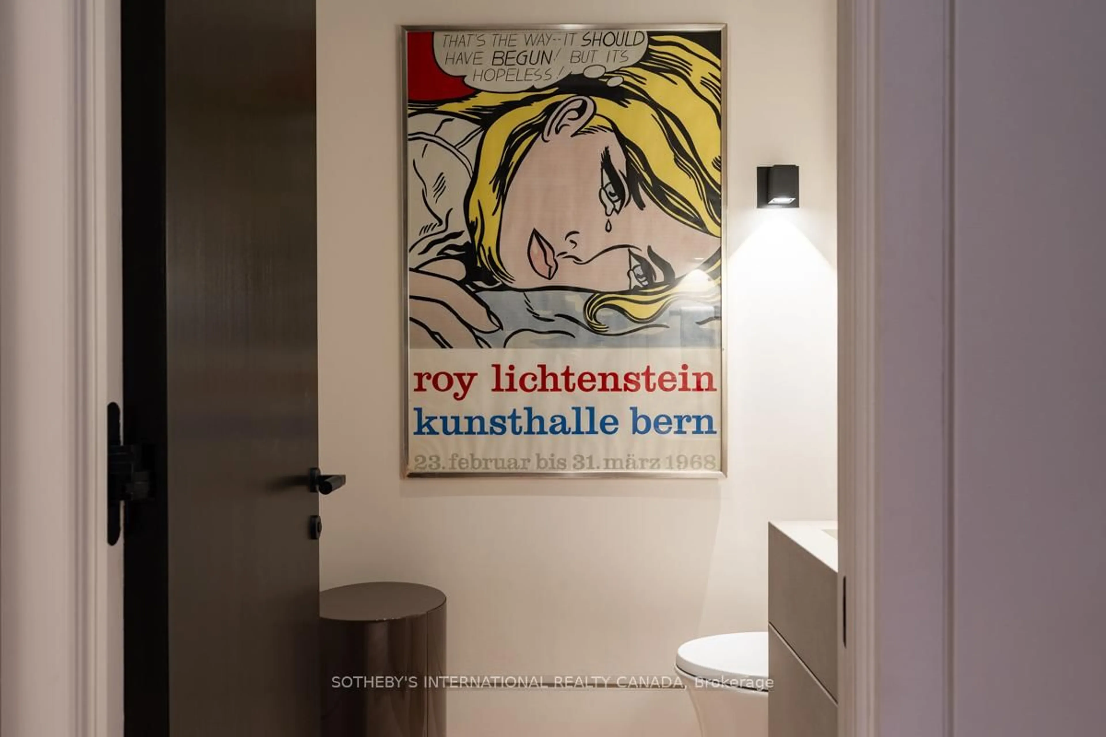 Standard bathroom, floor is not visible for 85 Bedford Rd #3, Toronto Ontario M5R 2K3