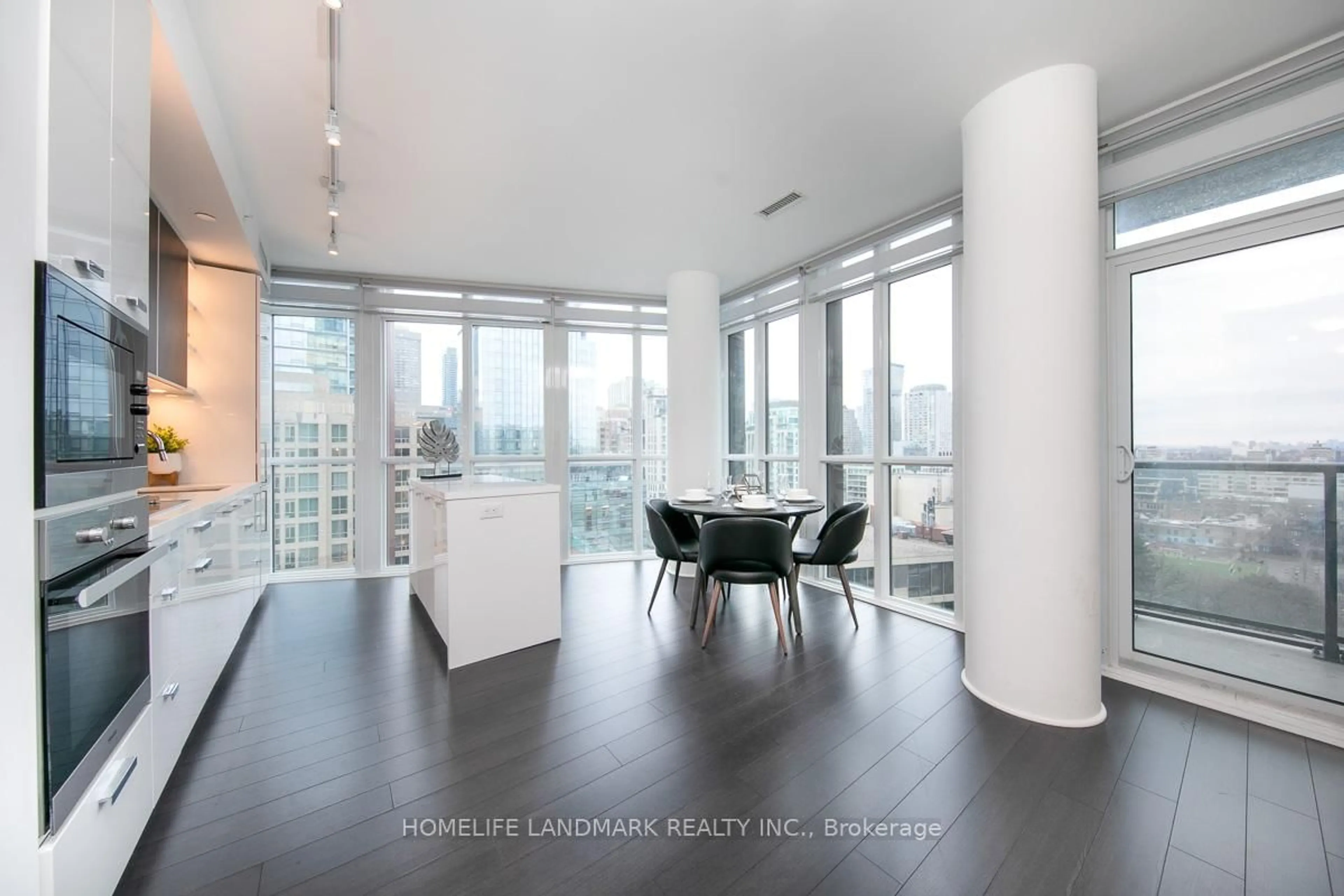 Unknown for 32 Davenport Rd #1308, Toronto Ontario M5R 0B5