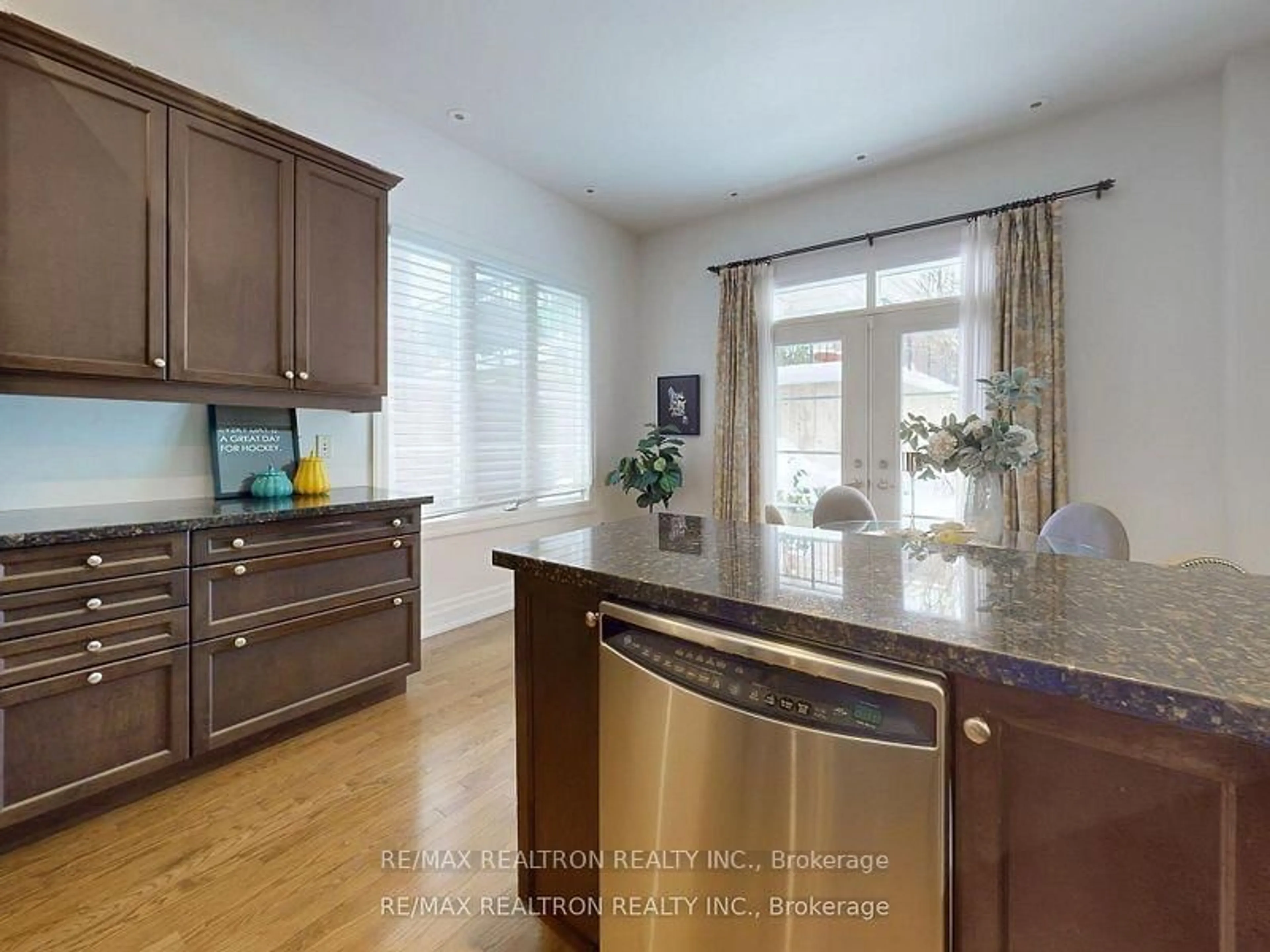 Open concept kitchen, unknown for 47 York Mills Rd #215, Toronto Ontario M2P 1B6