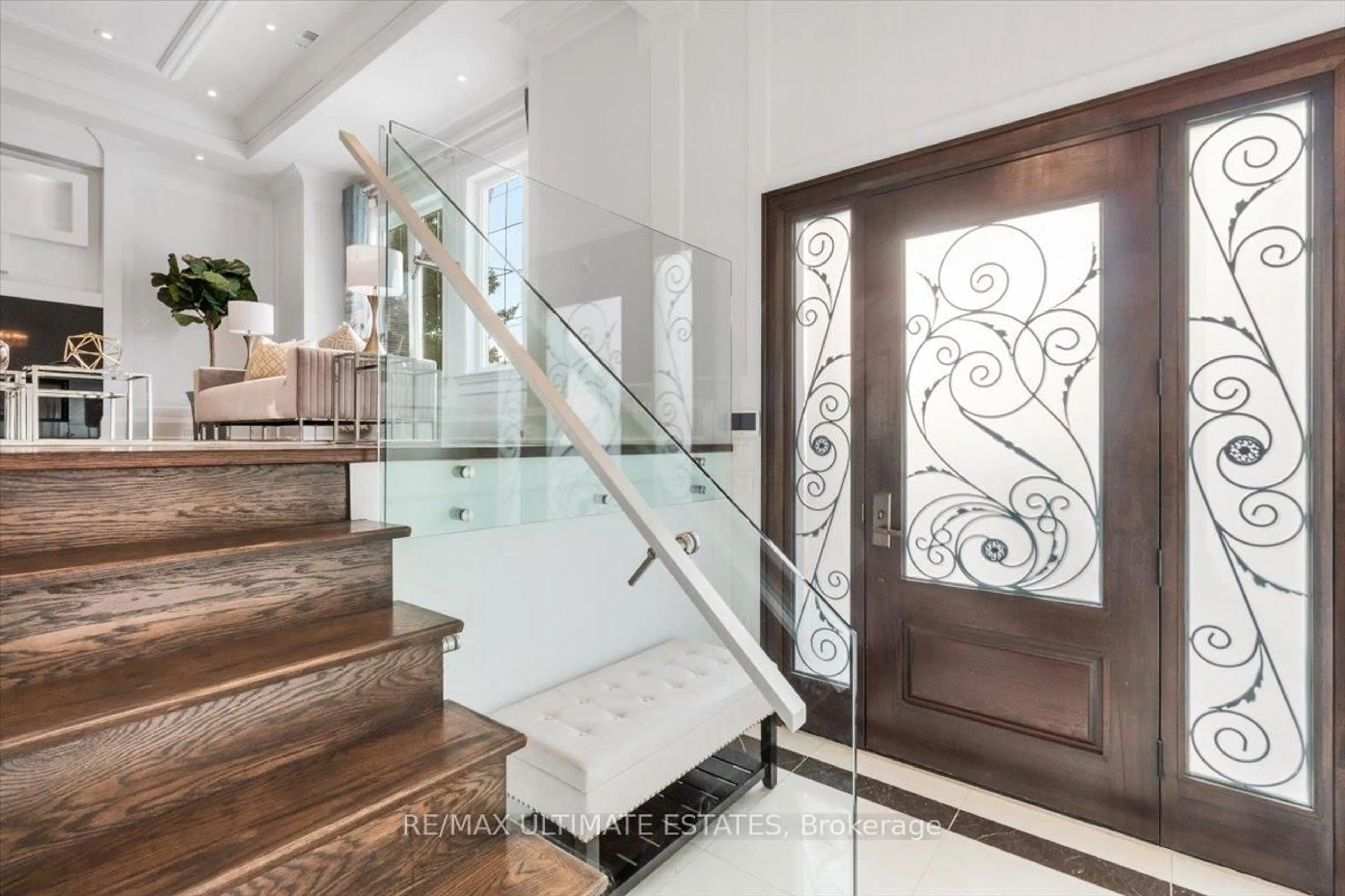 Unknown for 26 Madawaska Ave, Toronto Ontario M2M 2P9