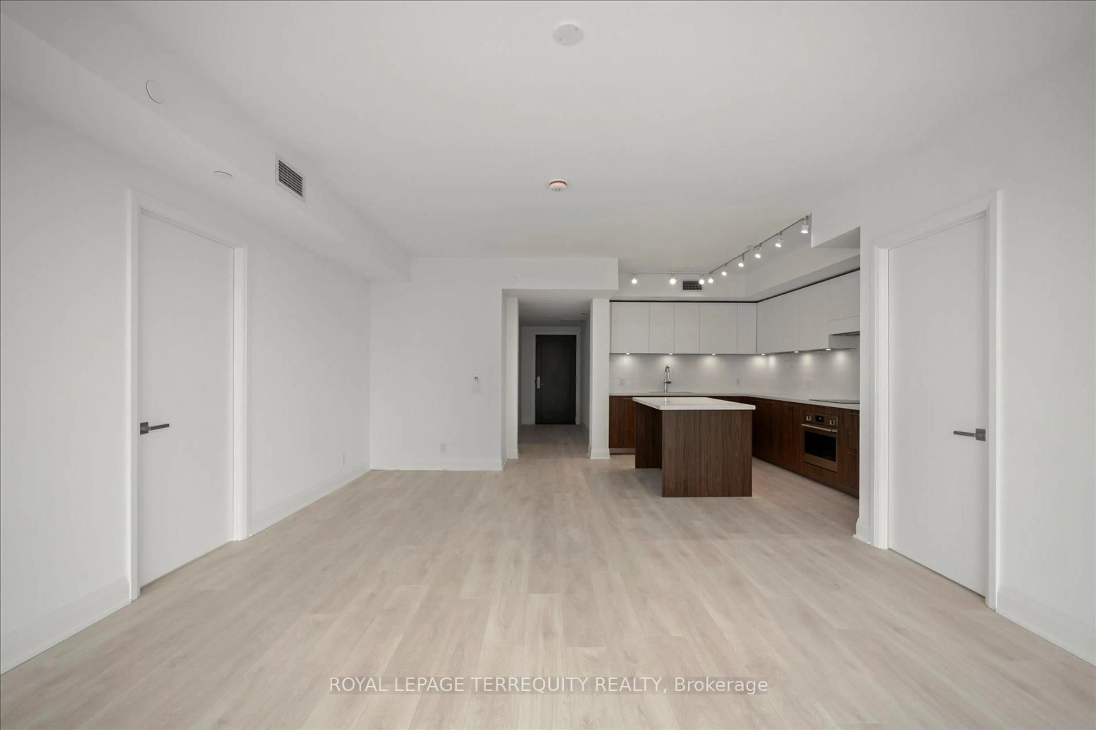 Unknown for 33 Frederick Todd Way #1406, Toronto Ontario M4G 0C9