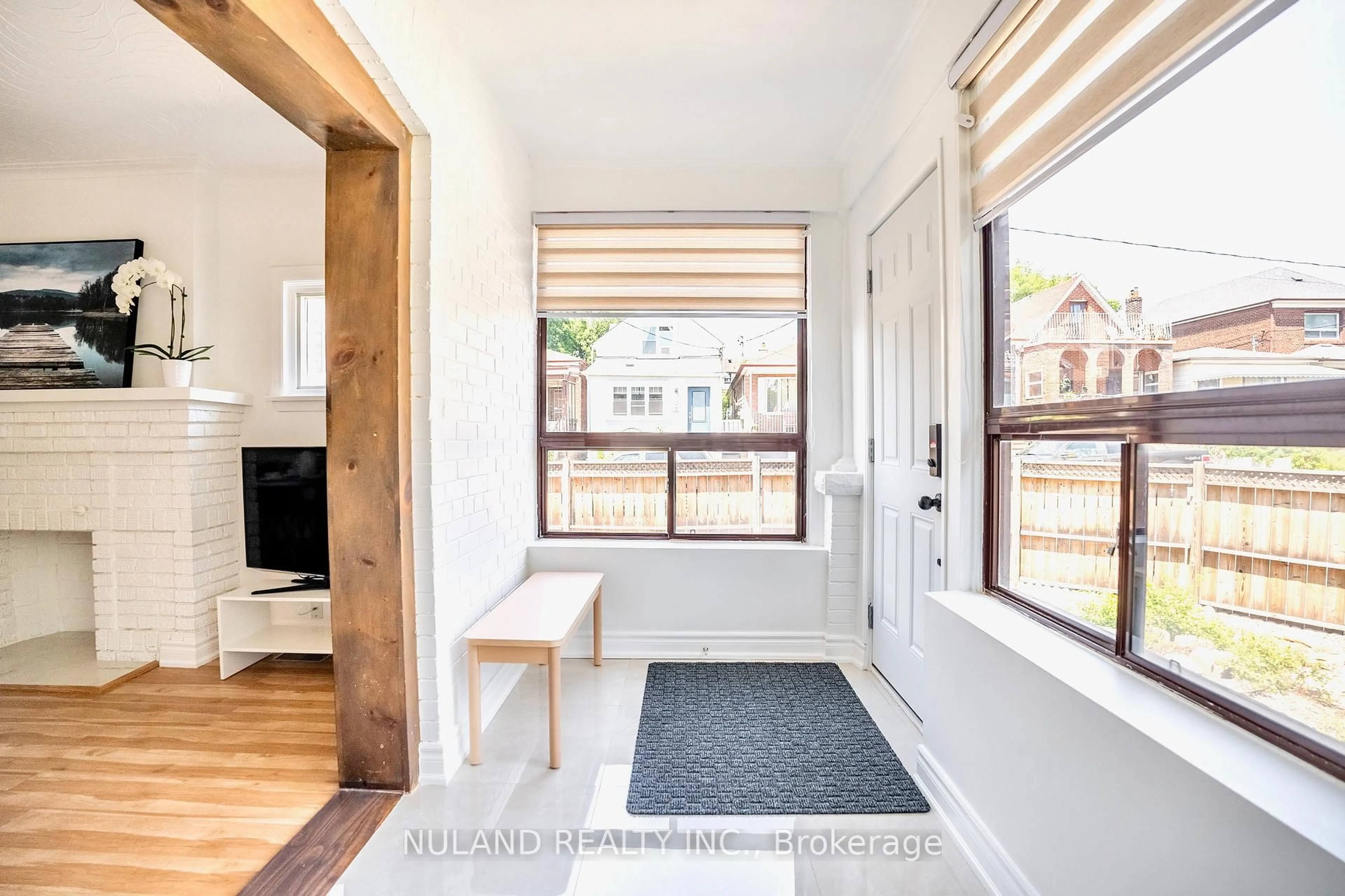 Indoor entryway for 56 Blandford St, Toronto Ontario M6E 3A7