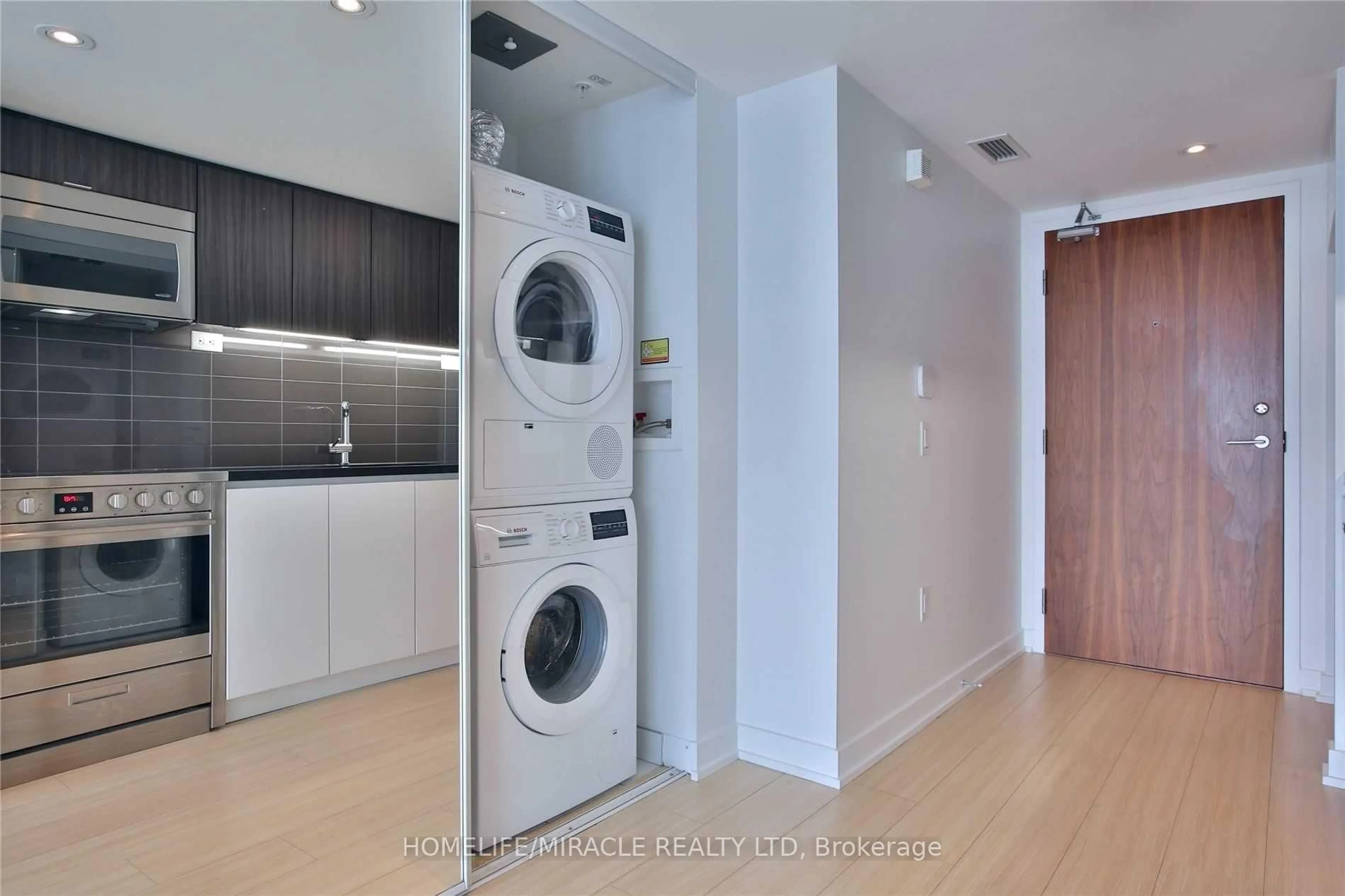 Laundry room for 75 Queens Wharf Rd #2609, Toronto Ontario M5V 0J8