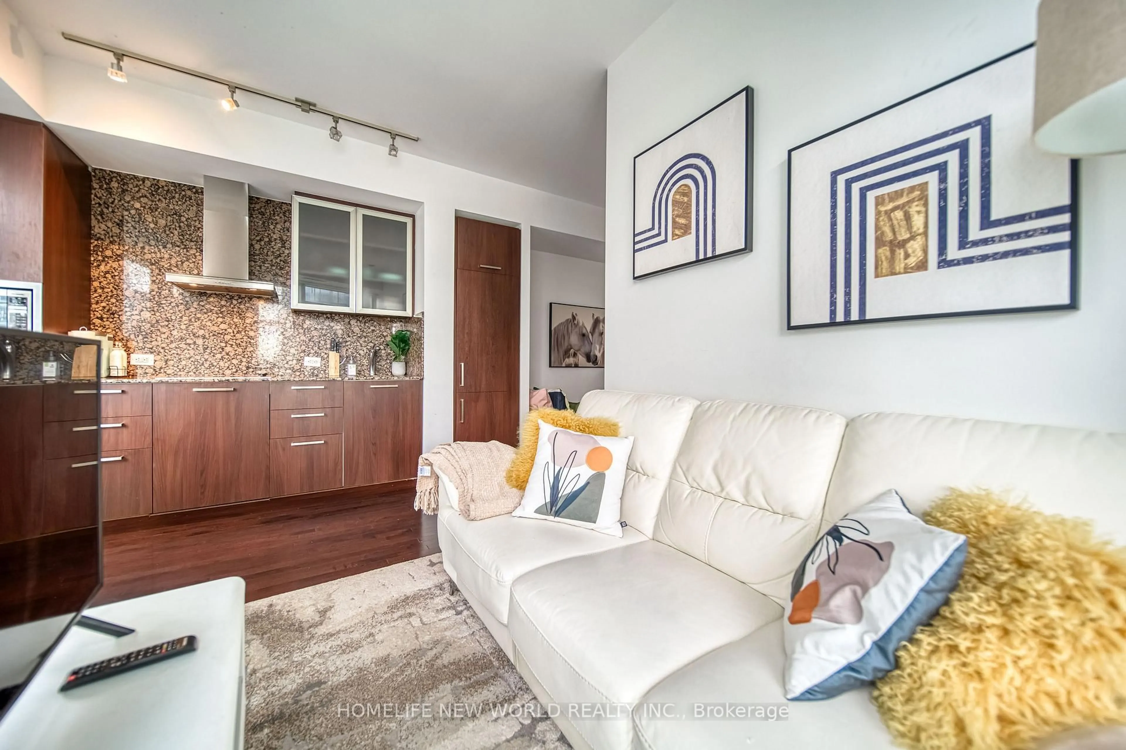 Living room with furniture, unknown for 14 York St #3411, Toronto Ontario M5J 0B1