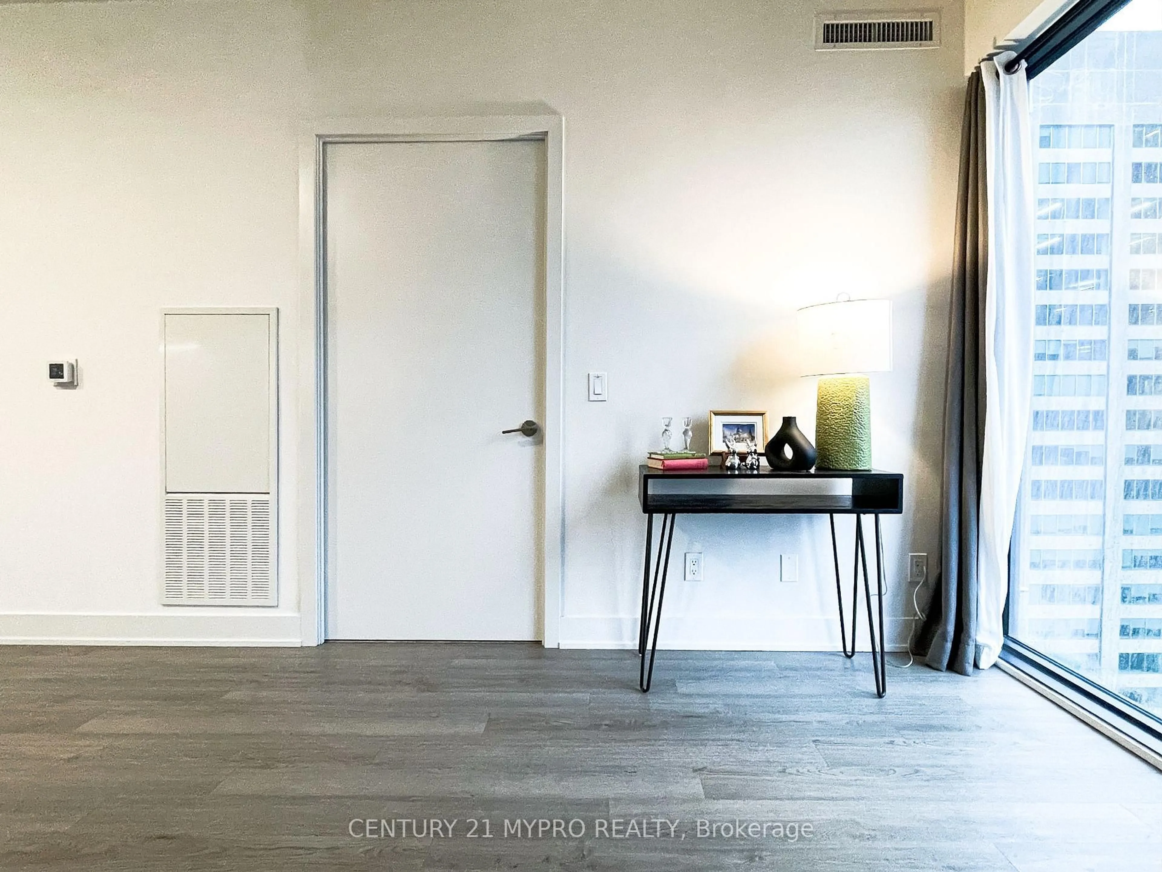 A pic of a room for 8 Cumberland St #3104, Toronto Ontario M4W 0B6