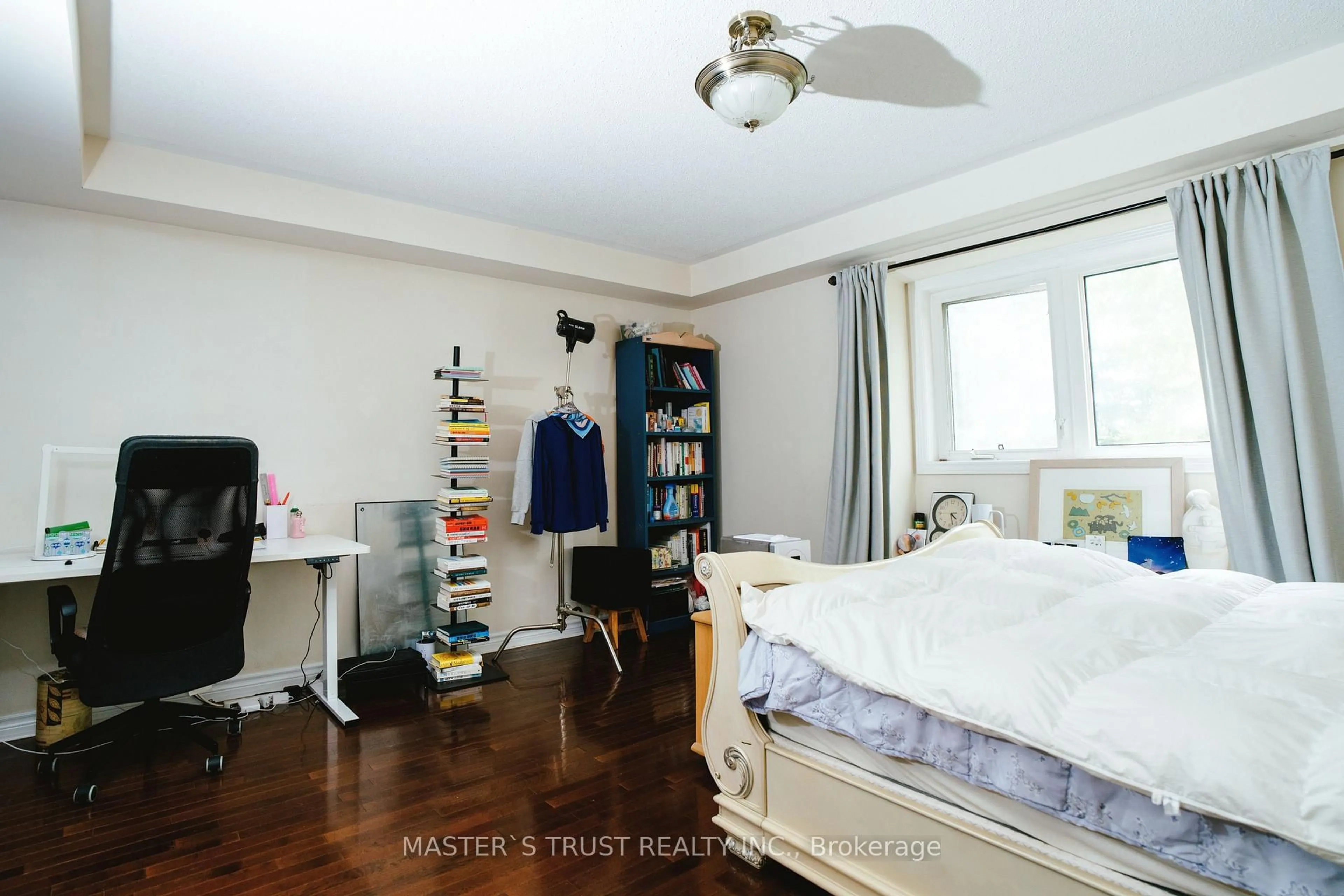 A pic of a room for 63 Routliffe Lane, Toronto Ontario M2N 0A5