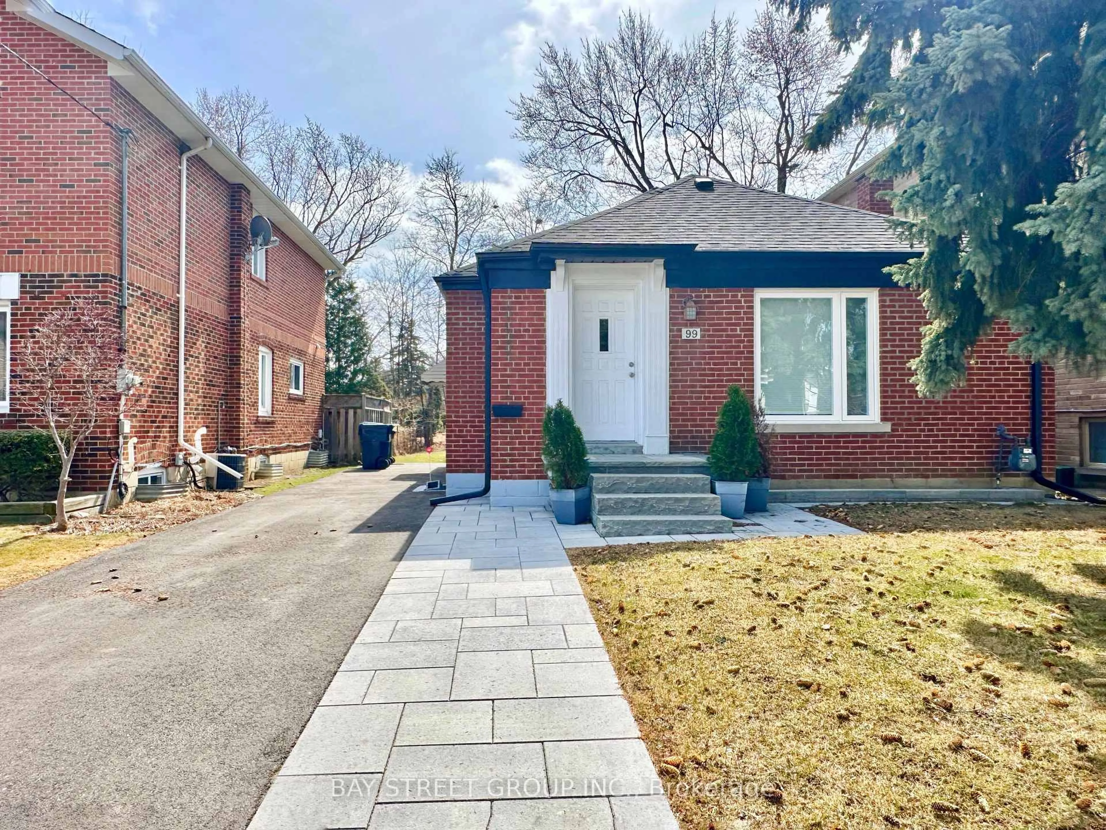 Home with brick exterior material, street for 99 Park Home Ave, Toronto Ontario M2N 1W7