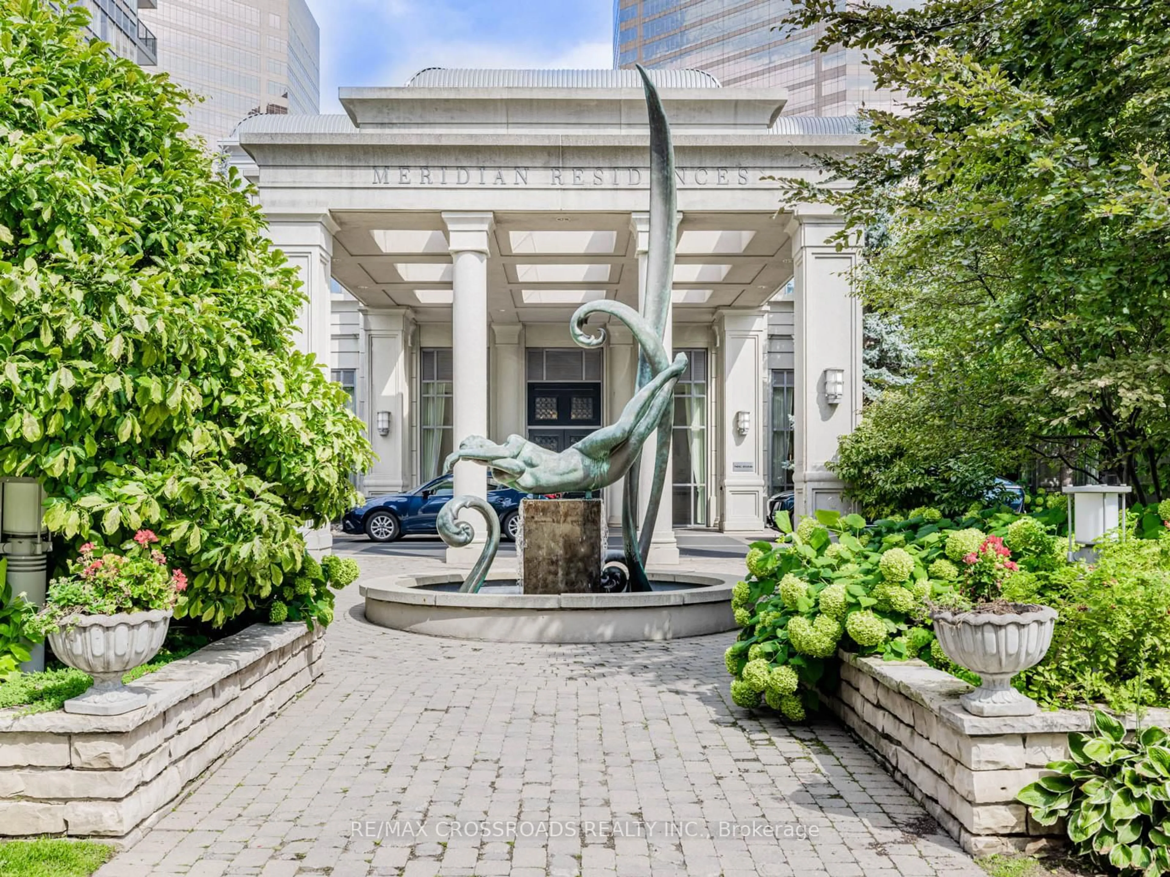 Unknown for 25 Greenview Ave #324, Toronto Ontario M2M 0A5