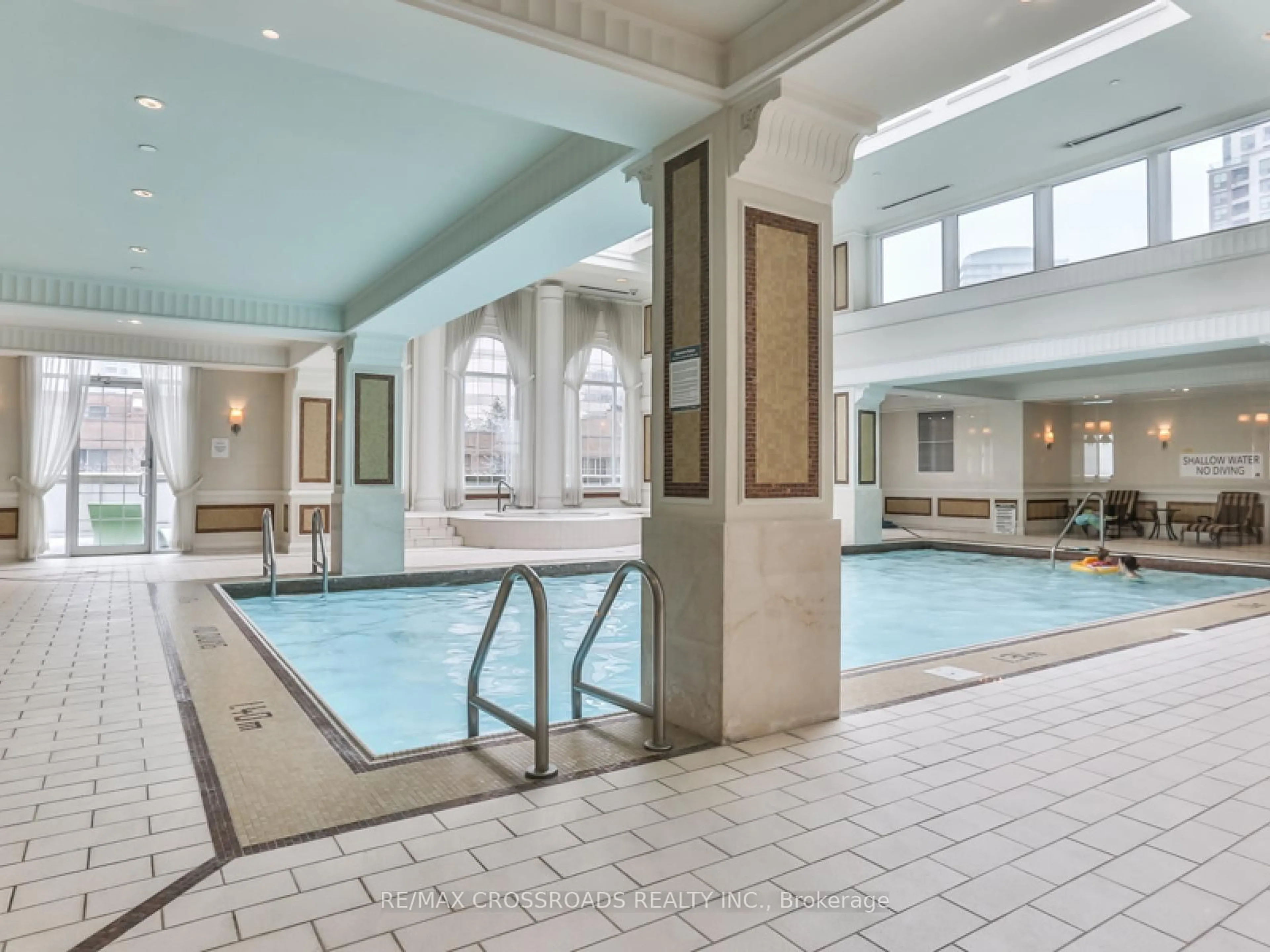 Pool for 25 Greenview Ave #324, Toronto Ontario M2M 0A5