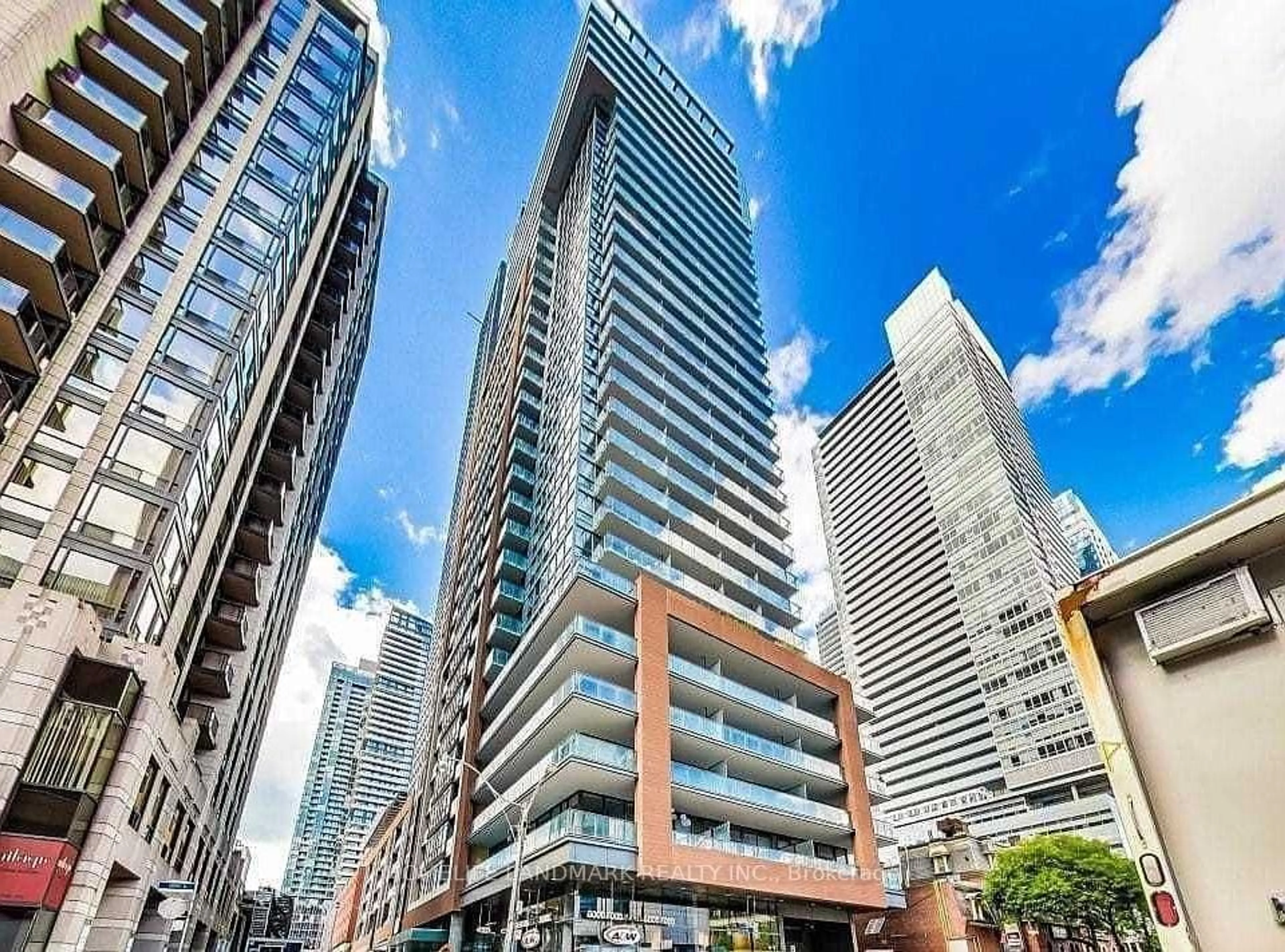 Unknown for 8 Mercer St #2002, Toronto Ontario M5V 0C4