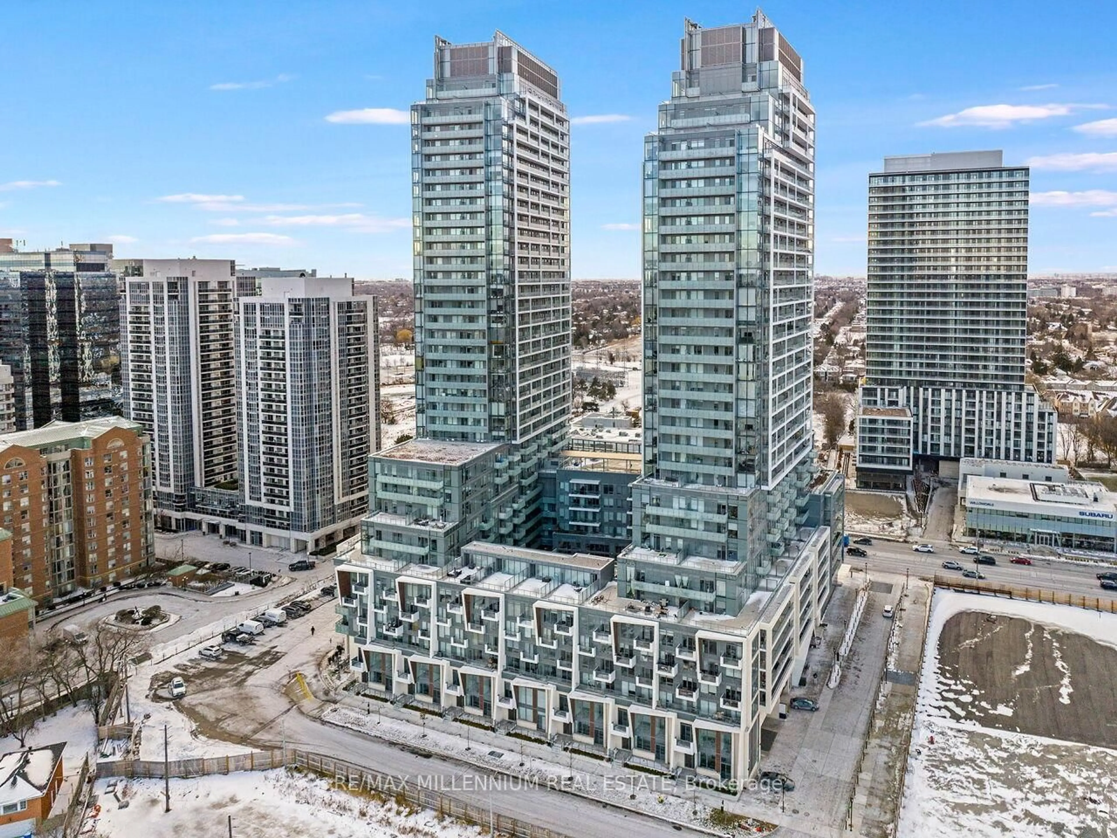 A pic from outside/outdoor area/front of a property/back of a property/a pic from drone, city buildings view from balcony for 8 Olympic Garden Dr #906, Toronto Ontario M2M 0B9