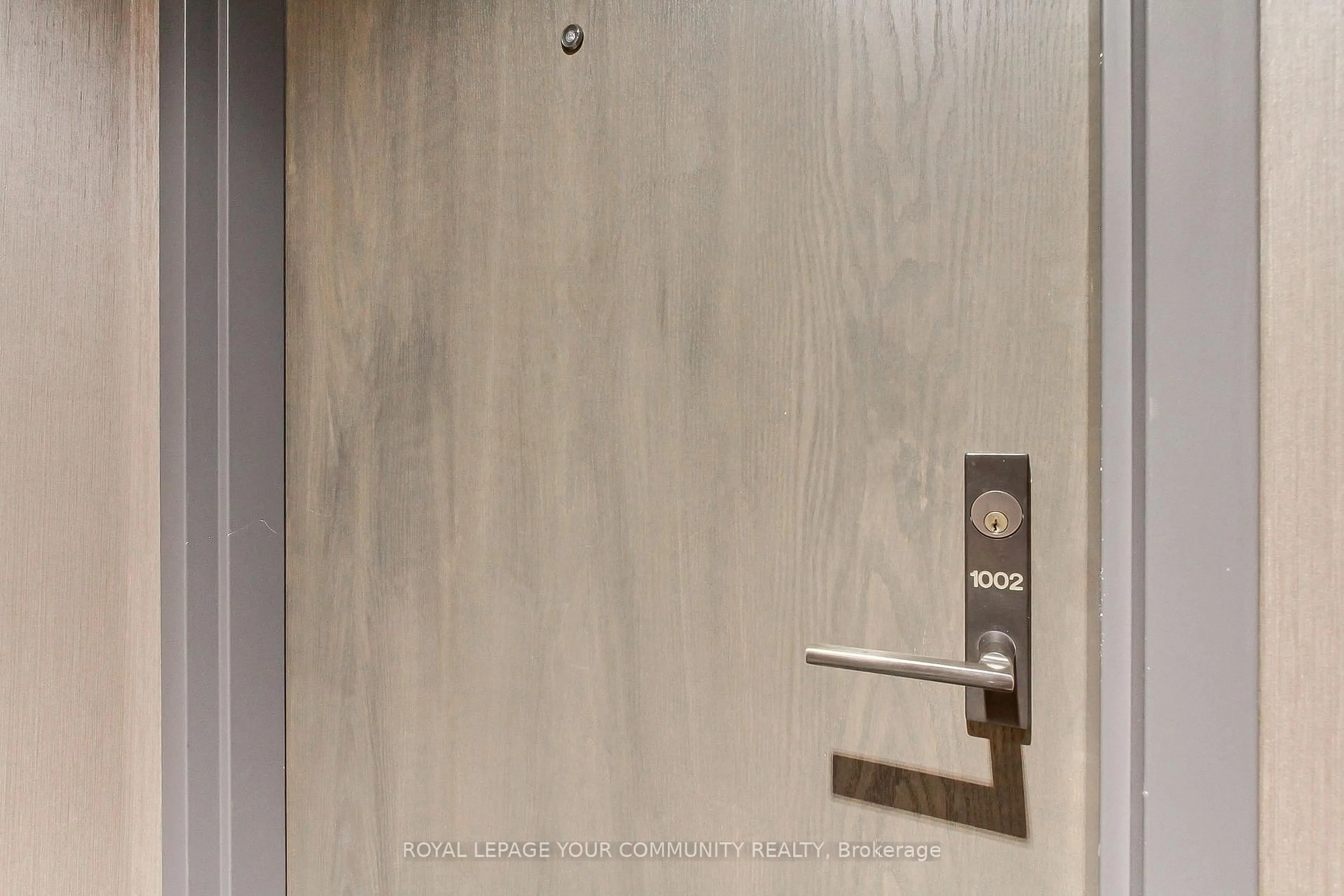 Unknown for 426 University Ave #1002, Toronto Ontario M5G 1S9