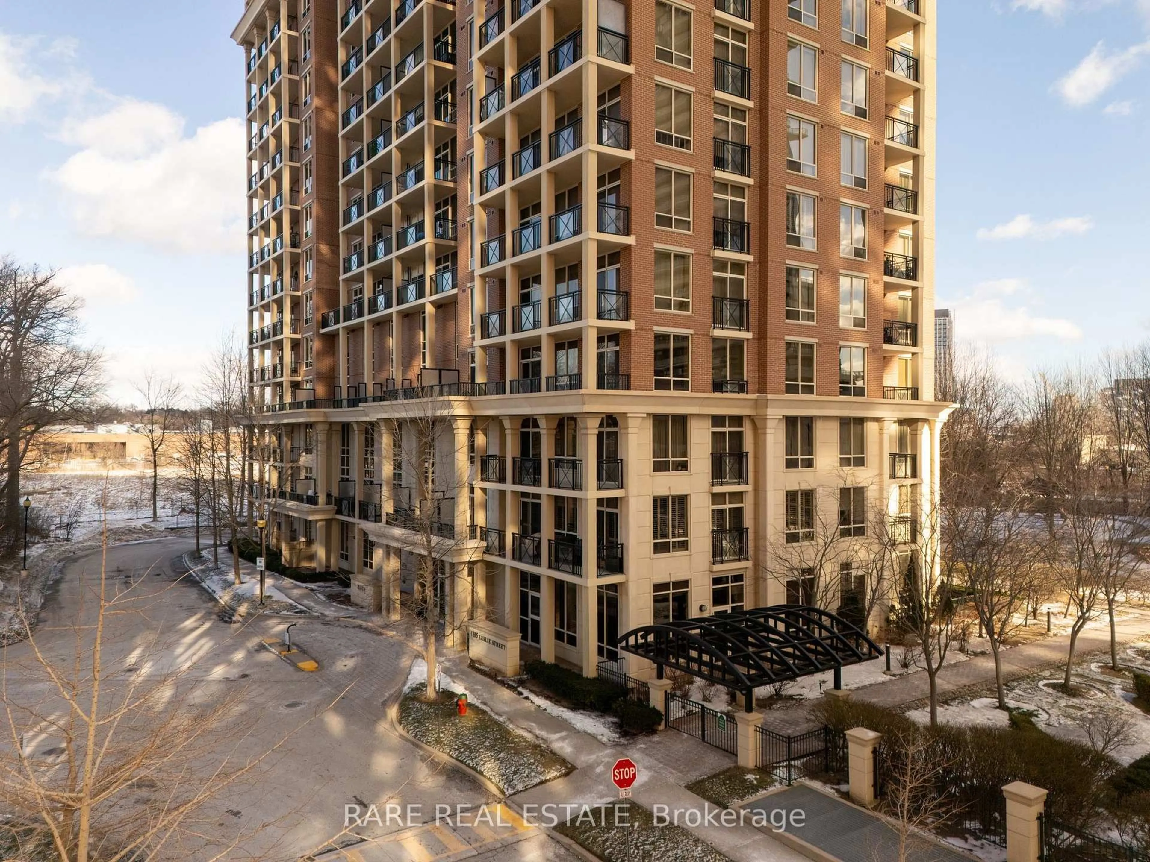 A pic from outside/outdoor area/front of a property/back of a property/a pic from drone, city buildings view from balcony for 1105 Leslie St #411, Toronto Ontario M3C 4G9