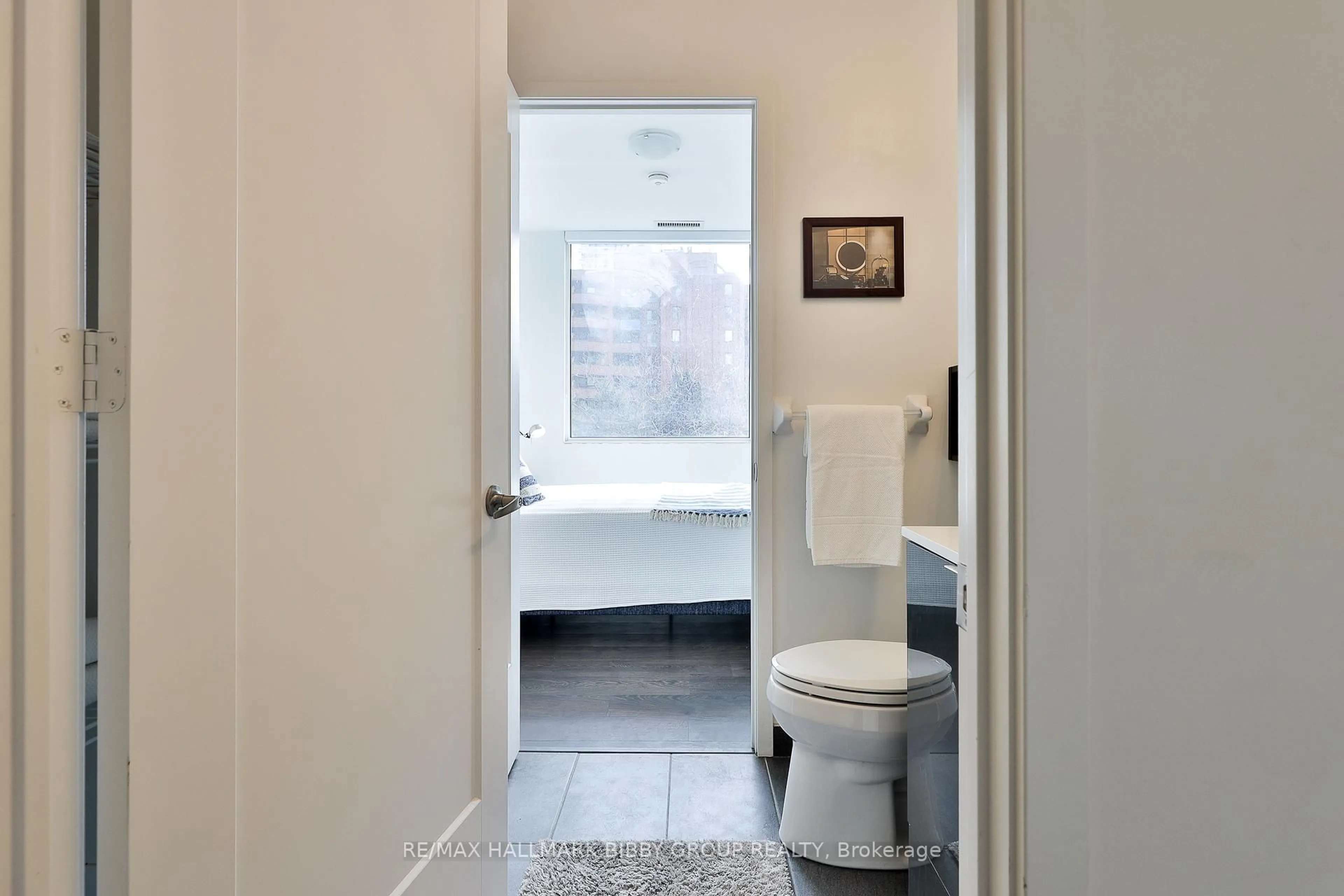 Standard bathroom, unknown for 121 Lower Sherbourne St #227, Toronto Ontario M5A 0W8