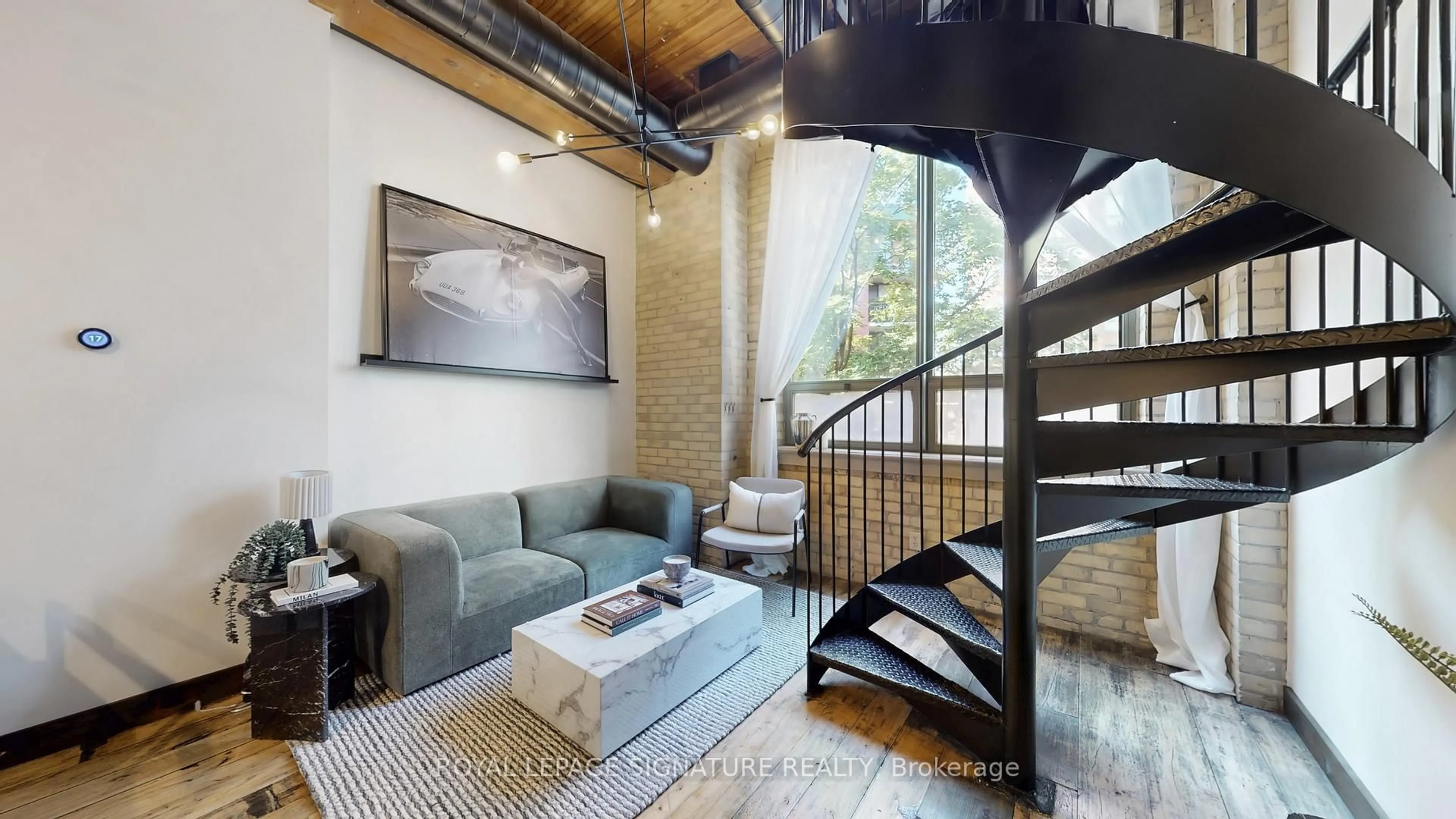 Living room with furniture, unknown for 781 King St #206, Toronto Ontario M5V 3L5