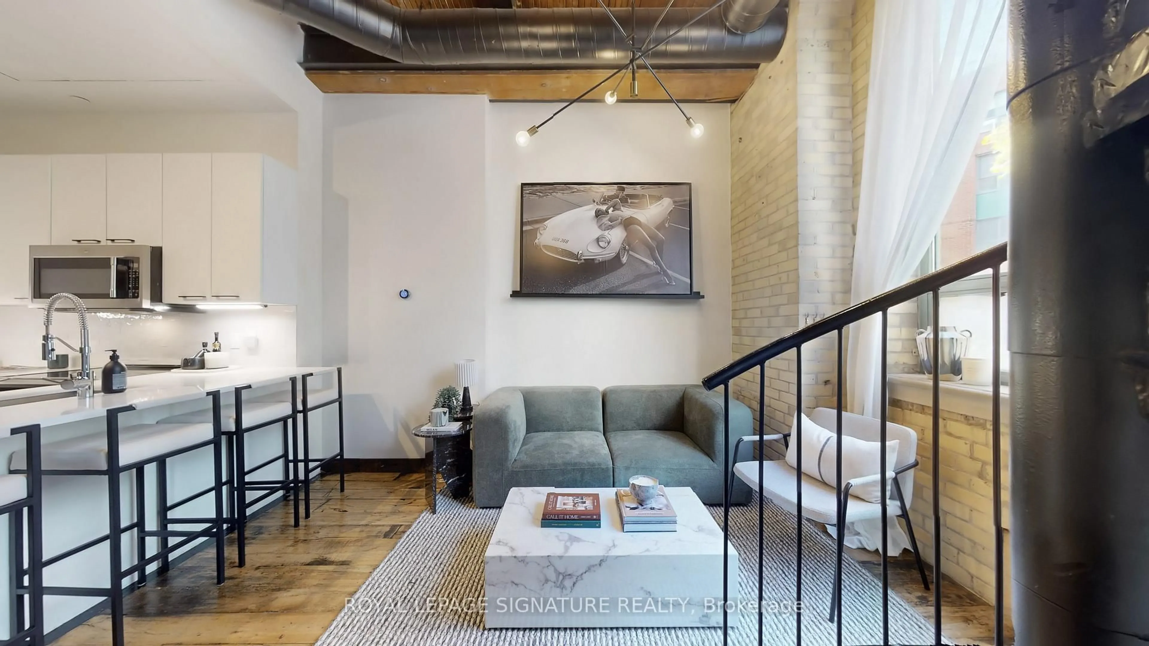 Living room with furniture, unknown for 781 King St #206, Toronto Ontario M5V 3L5