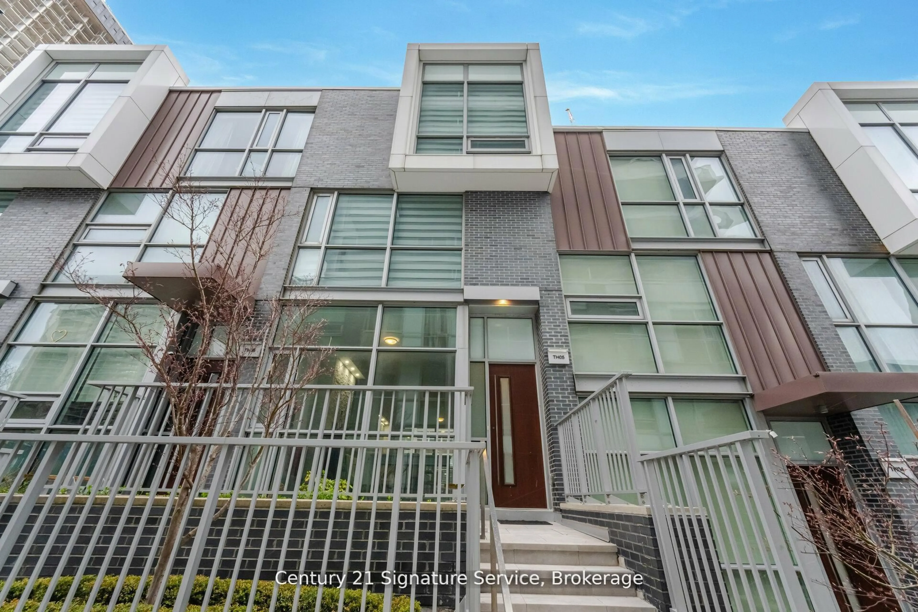 Unknown for 101 Erskine Ave #TH05, Toronto Ontario M4P 0C5