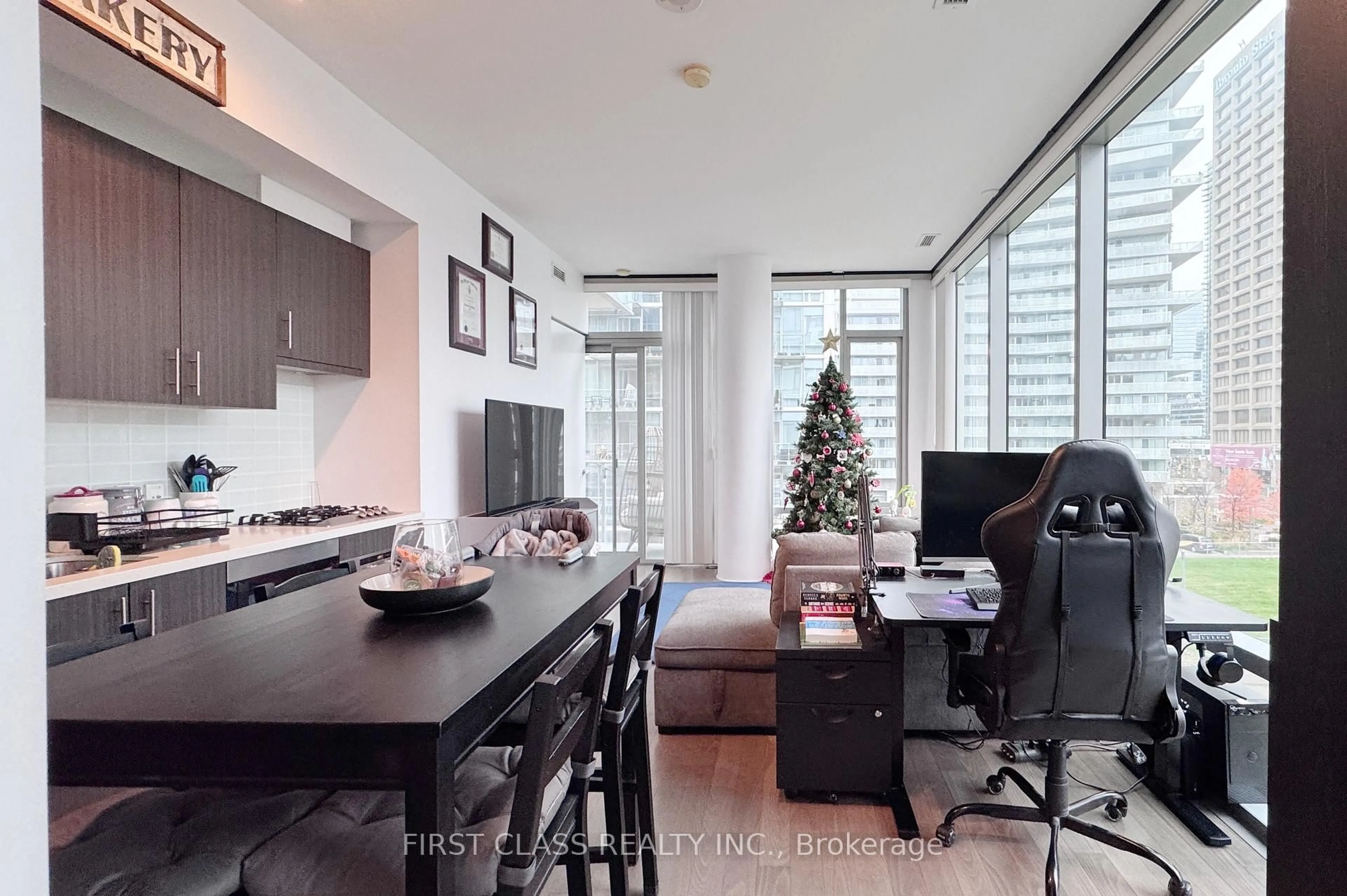 Open concept kitchen, unknown for 39 Queens Quay #403, Toronto Ontario M5E 0A5