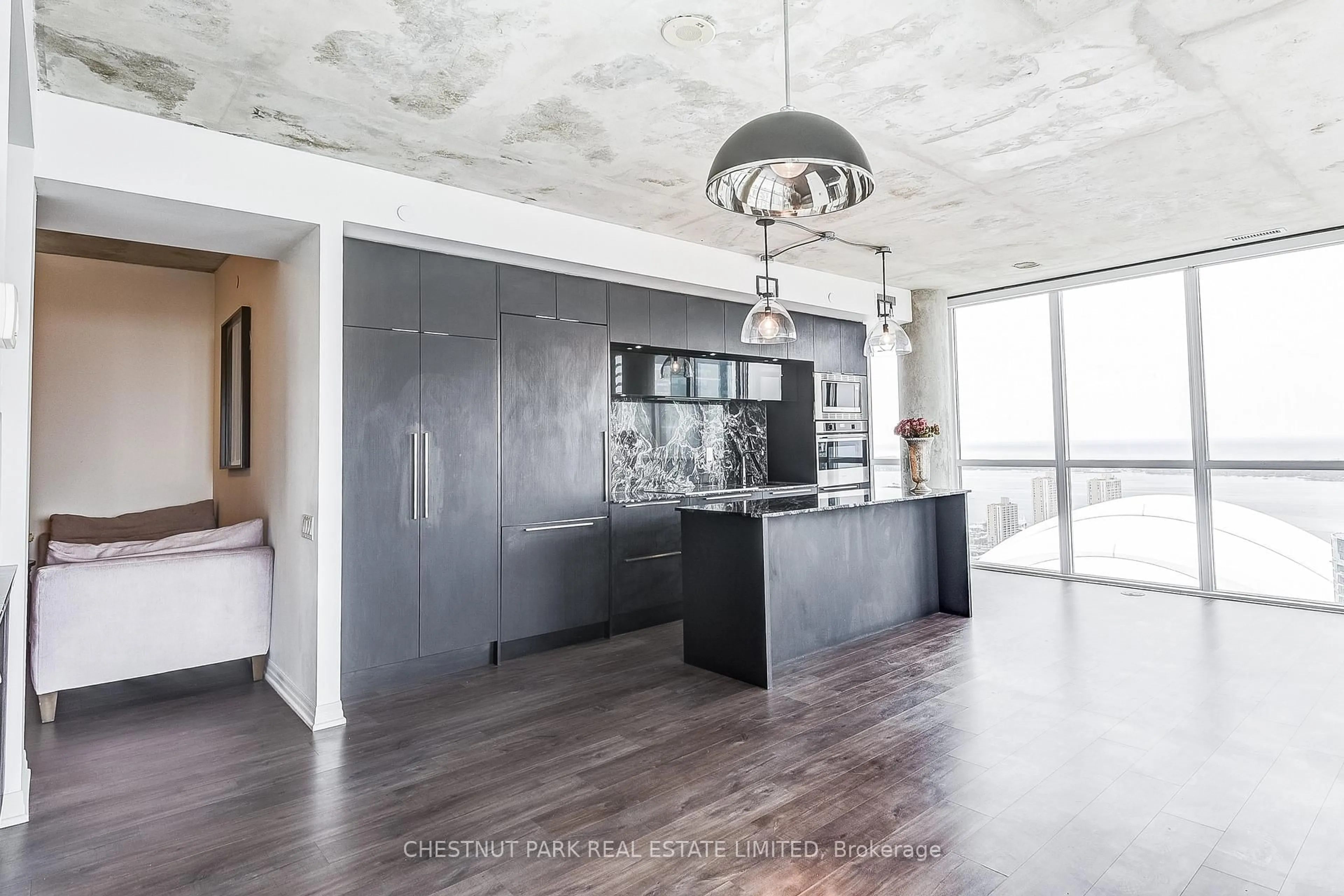 Contemporary kitchen, unknown for 88 Blue Jays Way #4005, Toronto Ontario M5V 2G3