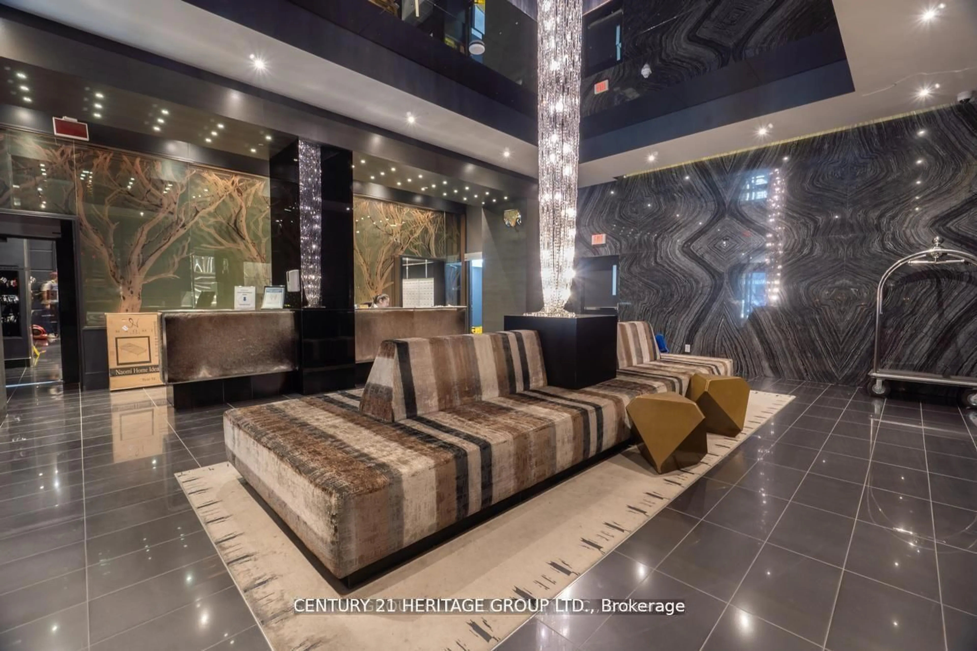 Lobby for 290 Adelaide St #3203, Toronto Ontario M5V 1P6