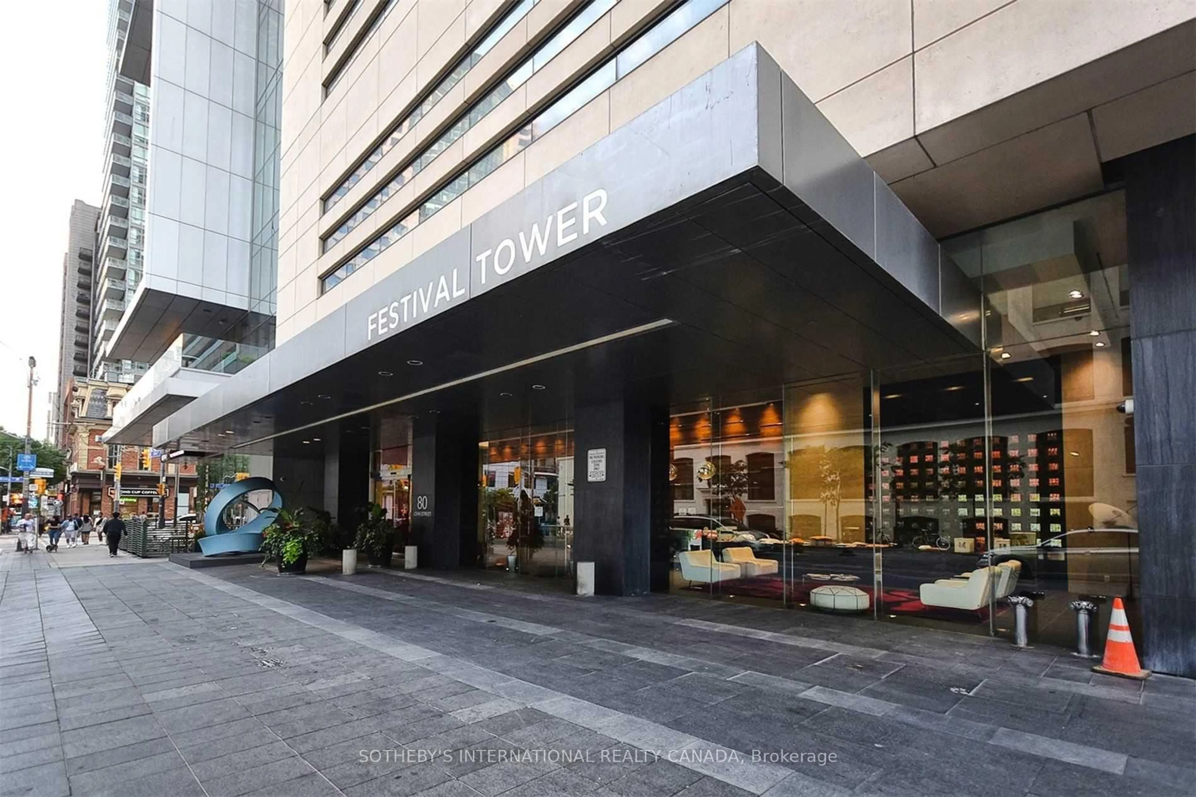 Indoor foyer for 80 John St #1205, Toronto Ontario M5V 3X4