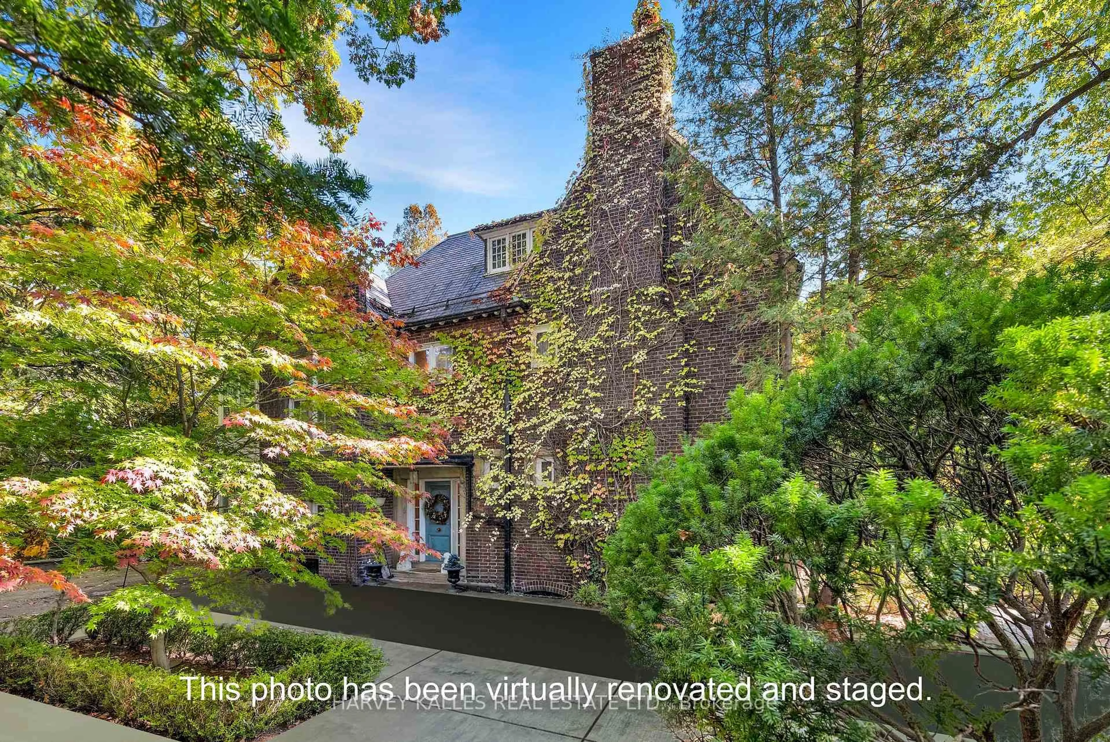 A pic from outside/outdoor area/front of a property/back of a property/a pic from drone, street for 7 Beaumont Rd, Toronto Ontario M4W 1V4