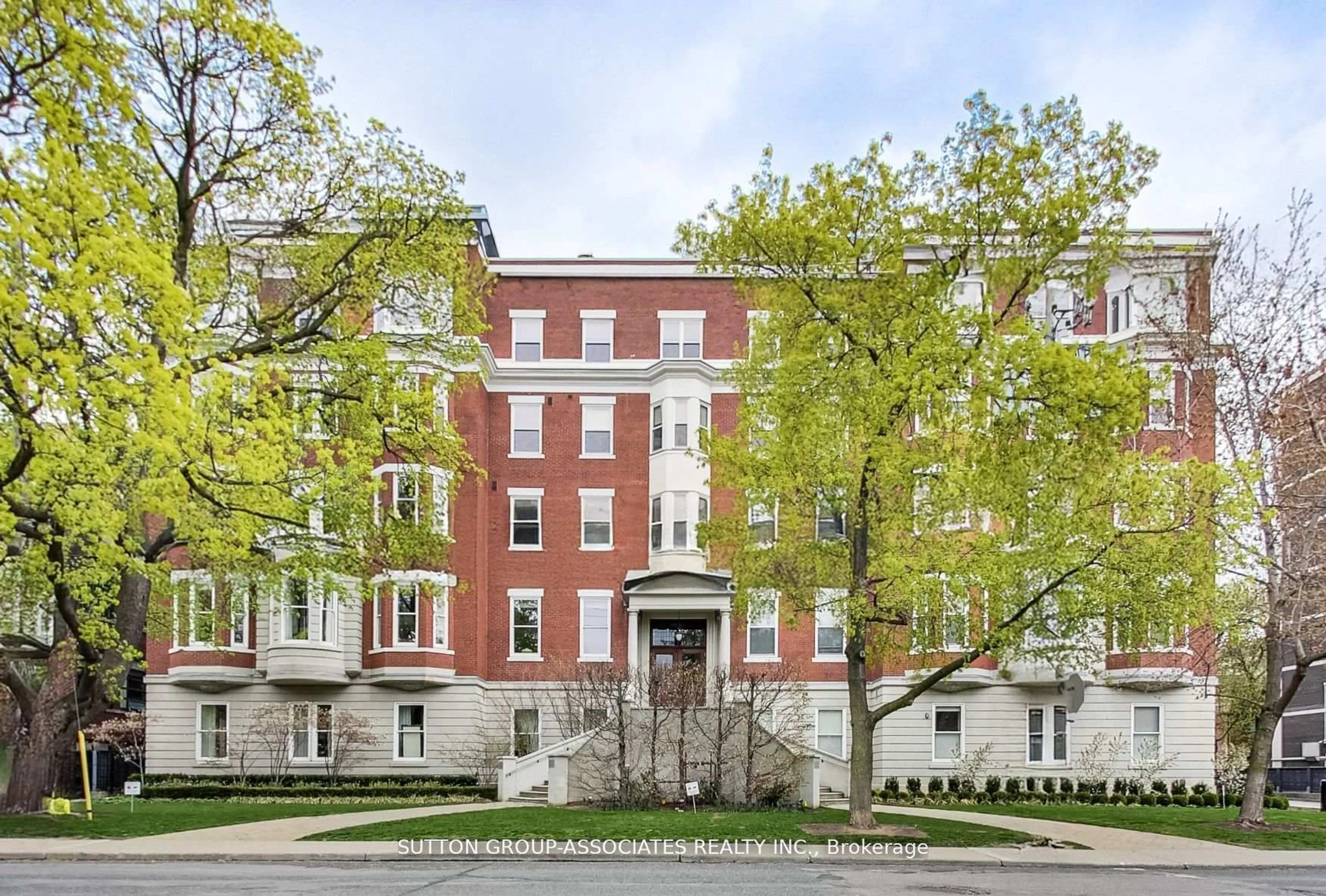 Home with brick exterior material, building for 385 Brunswick Ave #408, Toronto Ontario M5R 3R1