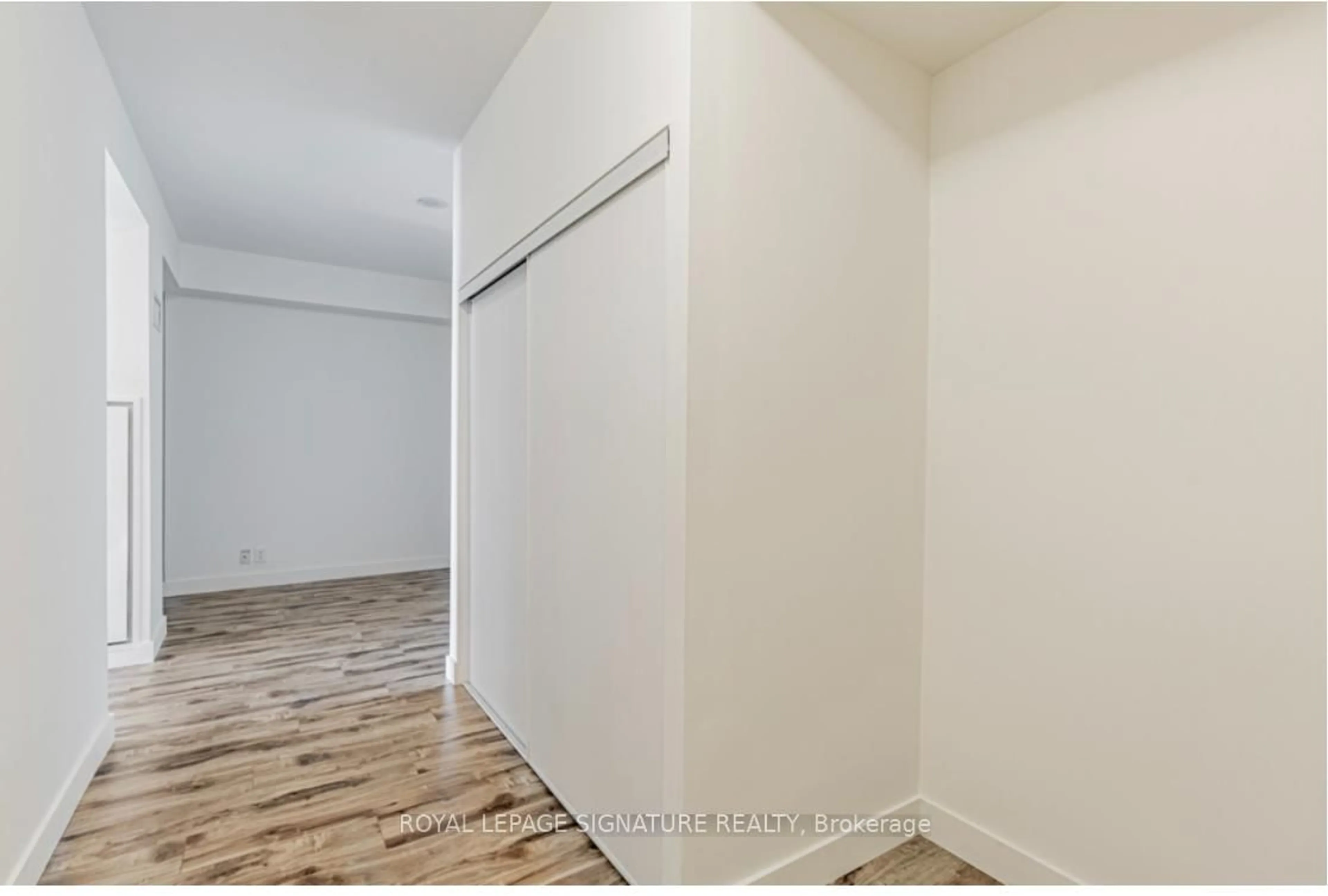 A pic of a room for 33 Mill St #703, Toronto Ontario M5A 3R3