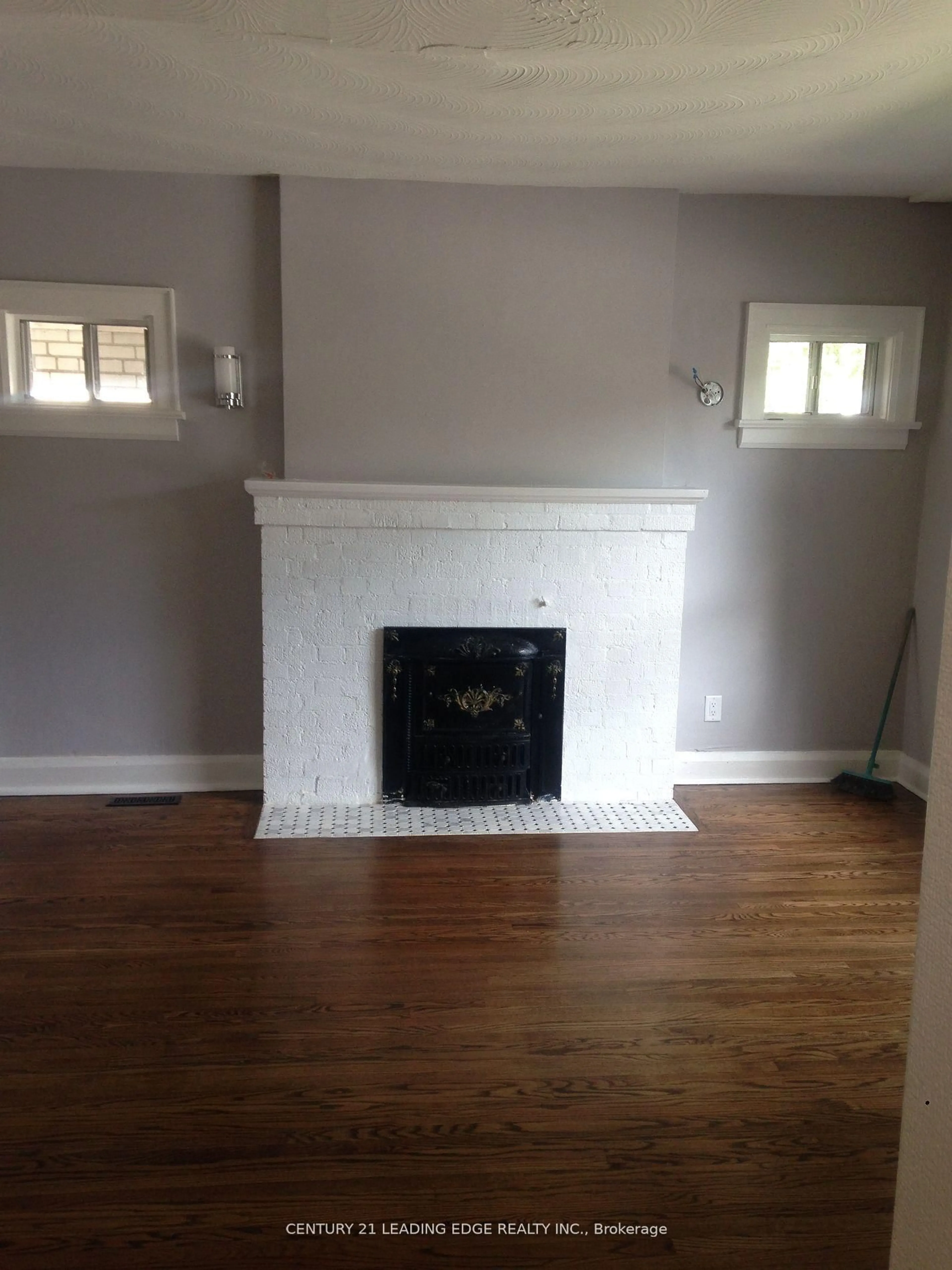 A pic of a room for 360A Lawrence Ave, Toronto Ontario M5M 1B7