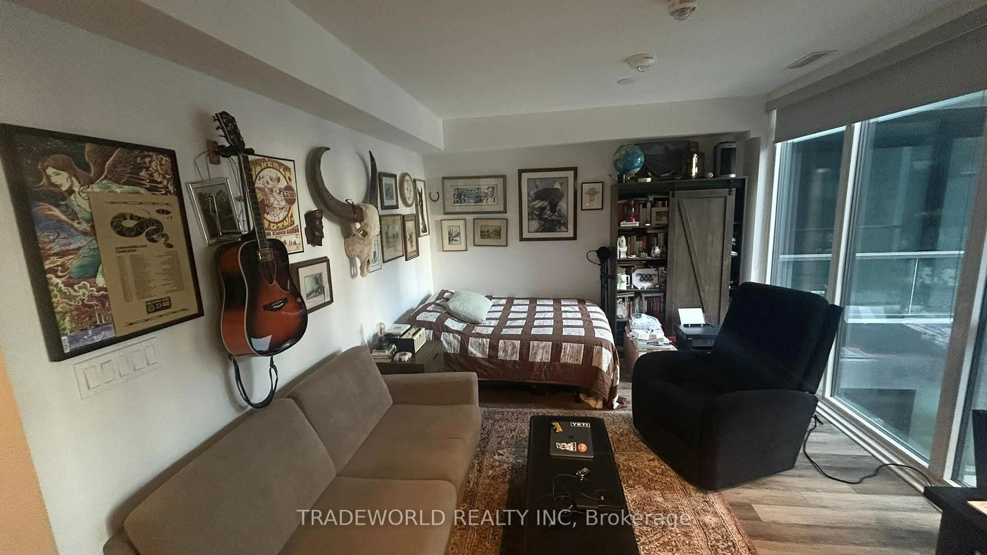 A pic of a room for 576 Front St #401E, Toronto Ontario M5V 1C1